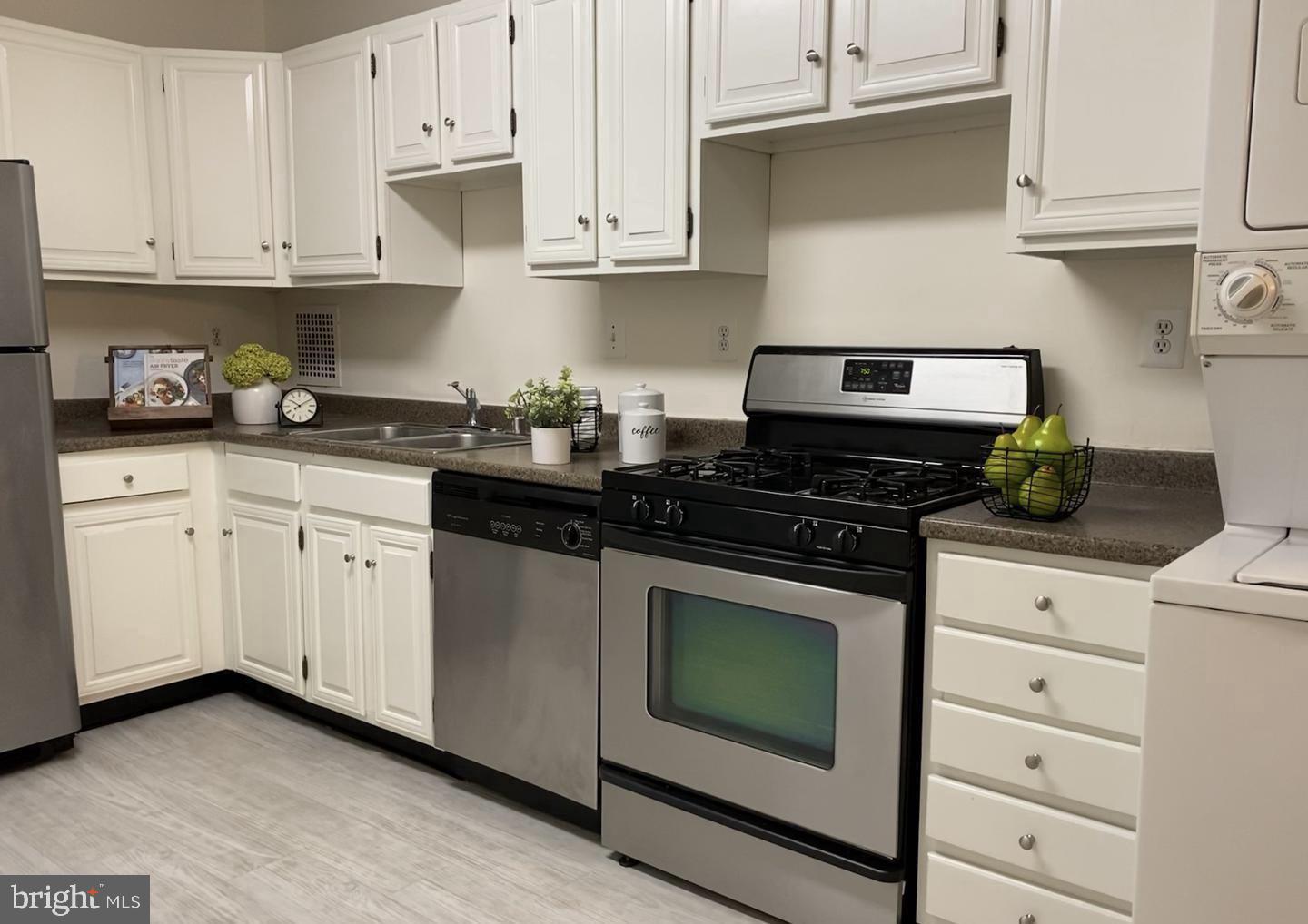 3701 S GEORGE MASON DRIVE 1802N