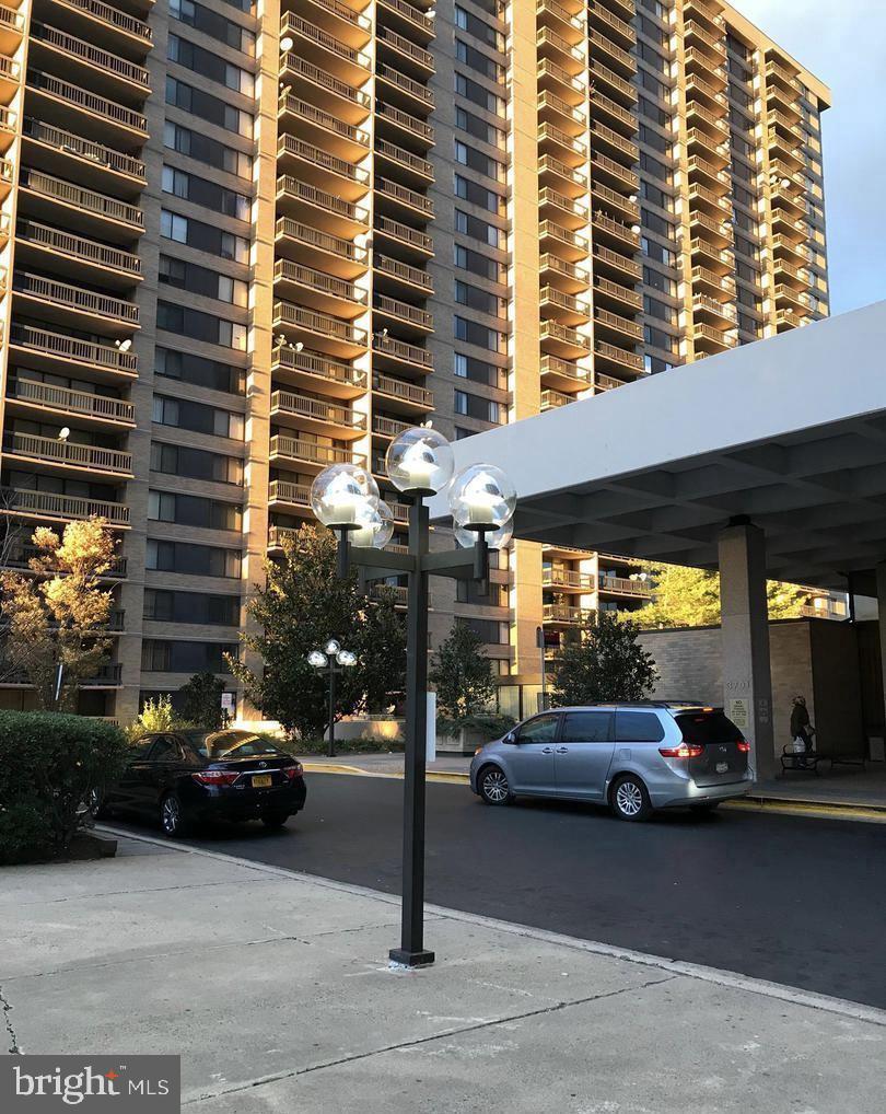 3701 S GEORGE MASON DRIVE 1802N