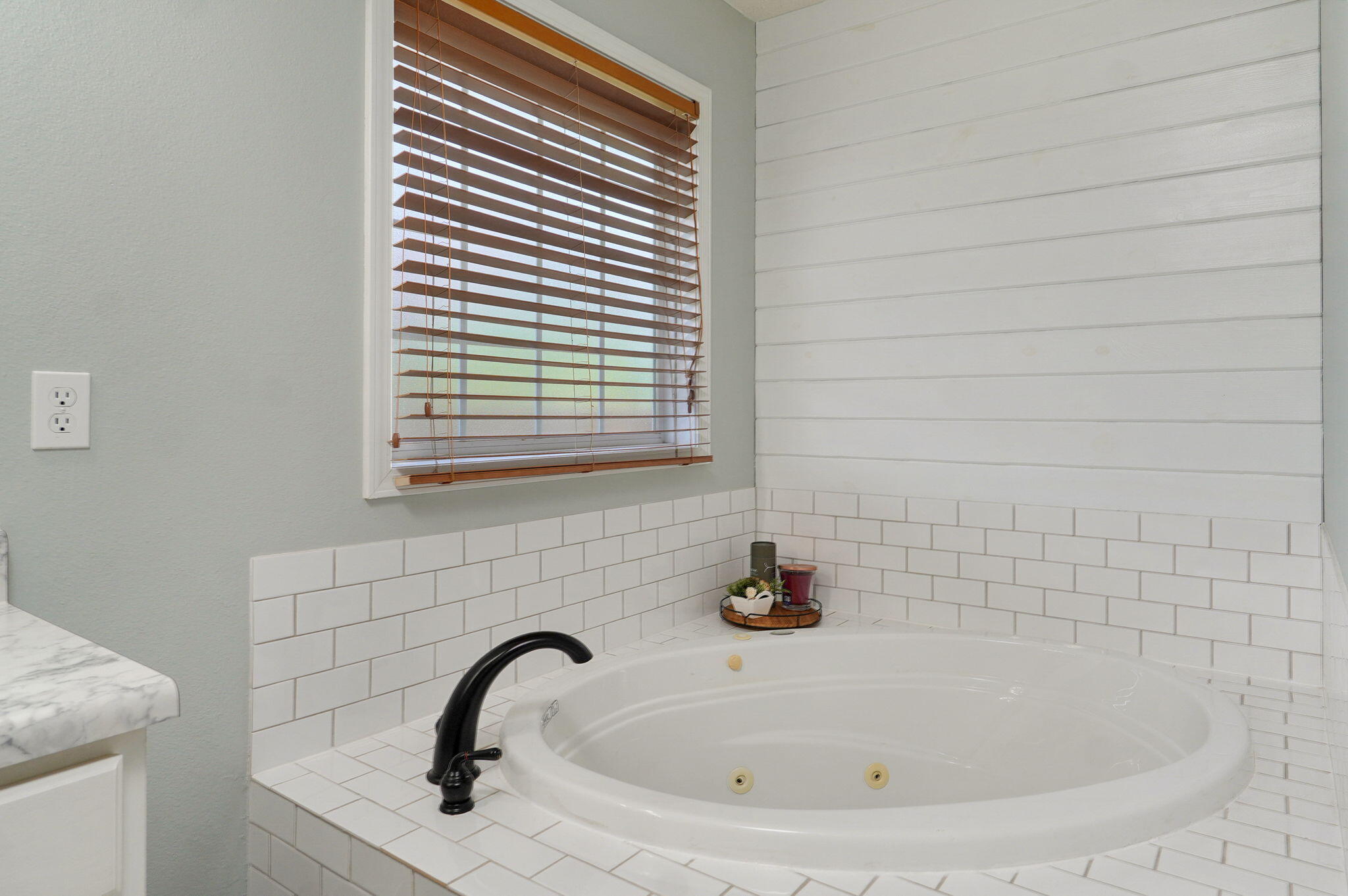 1106 S Fountain Avenue