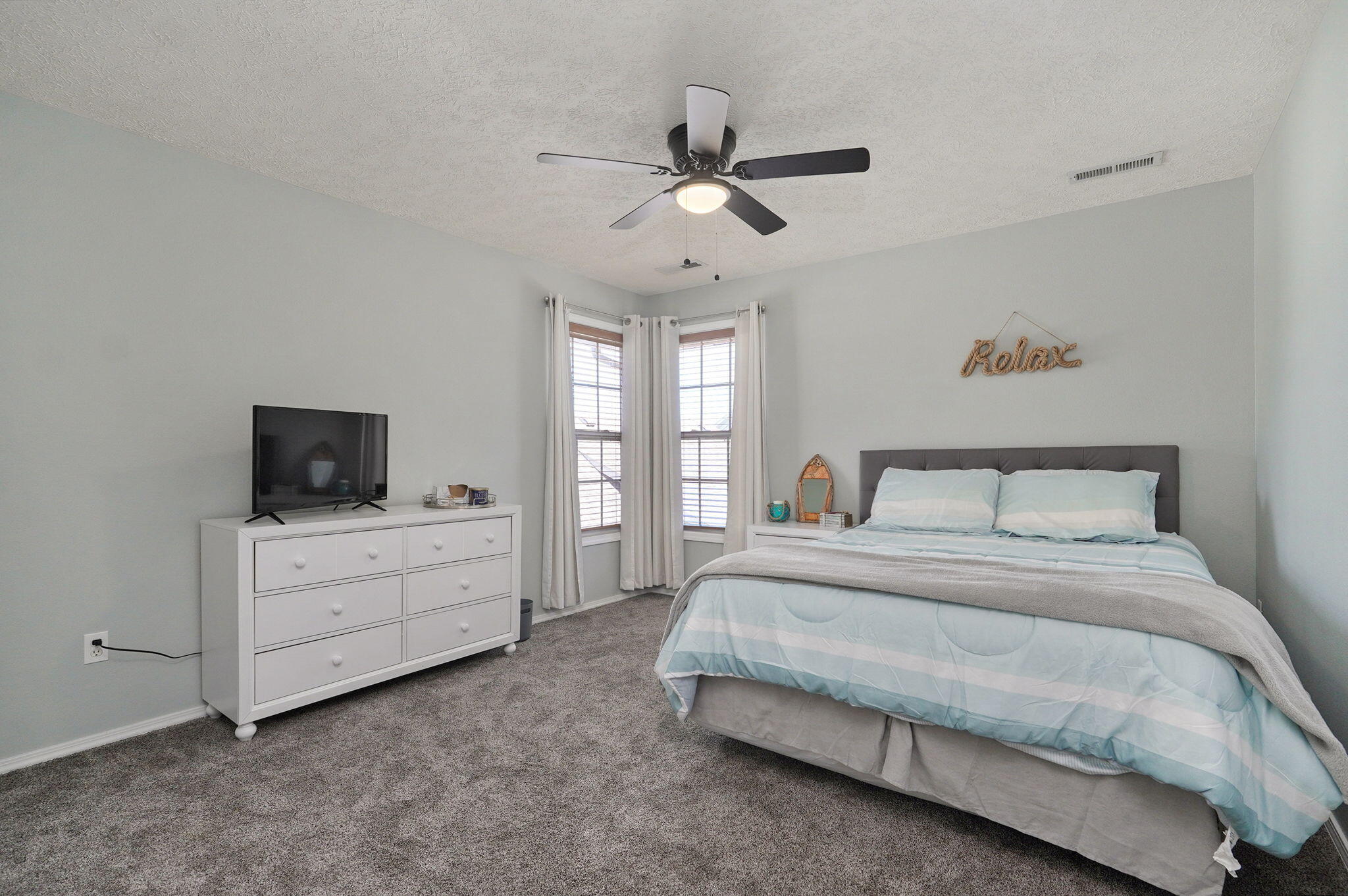 1106 S Fountain Avenue