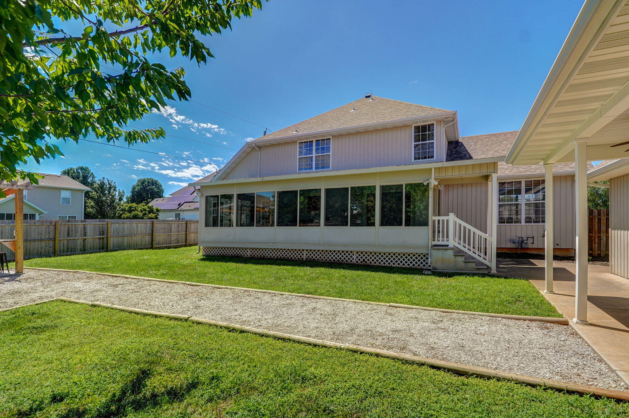 1106 S Fountain Avenue