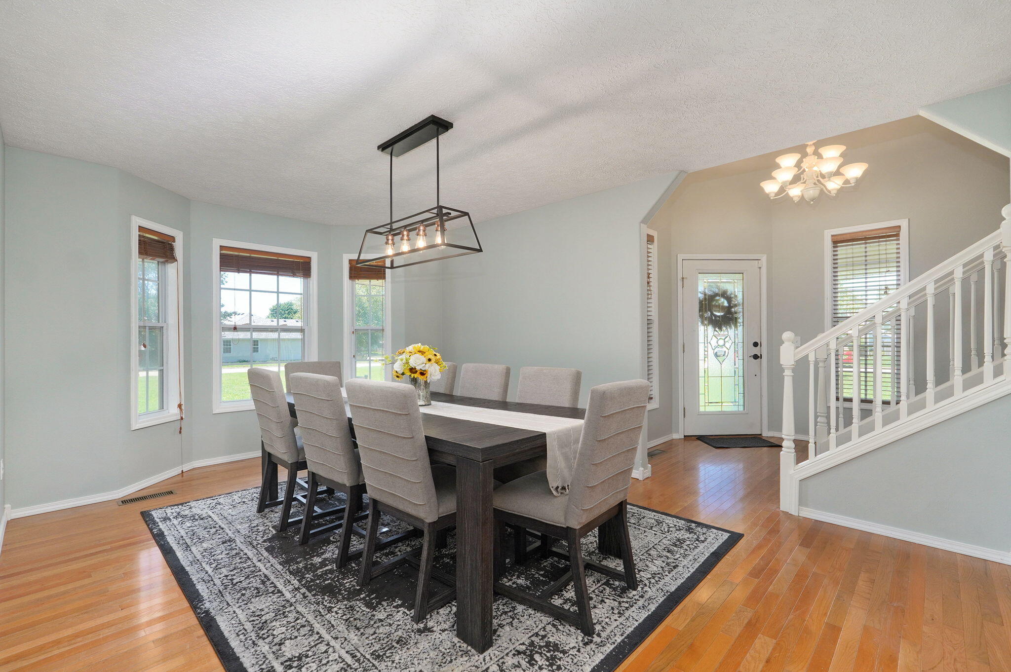 1106 S Fountain Avenue