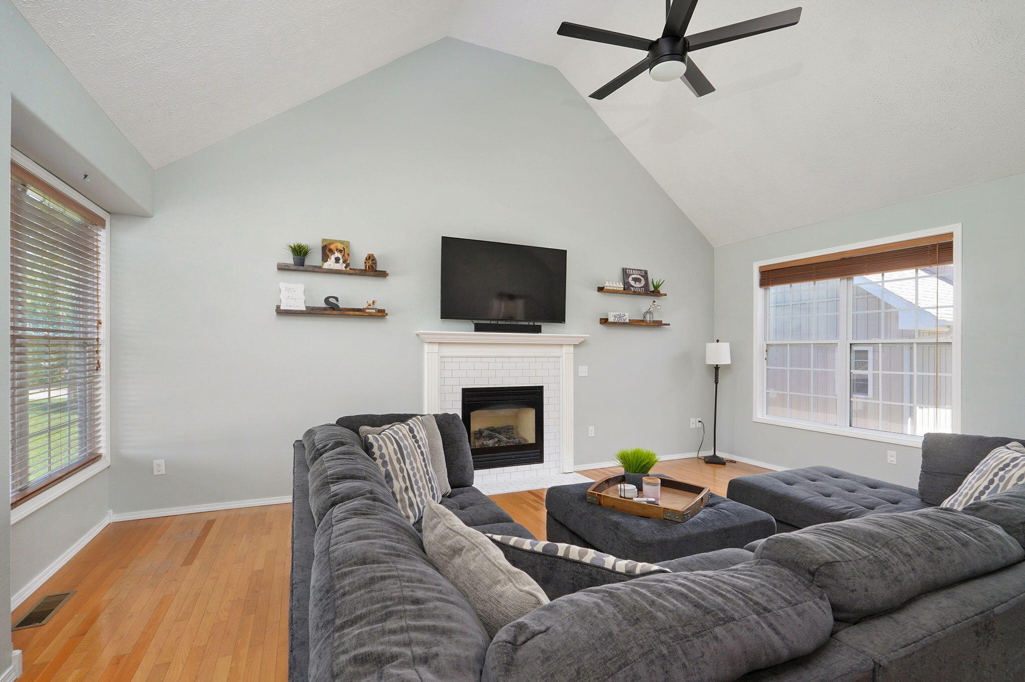 1106 S Fountain Avenue