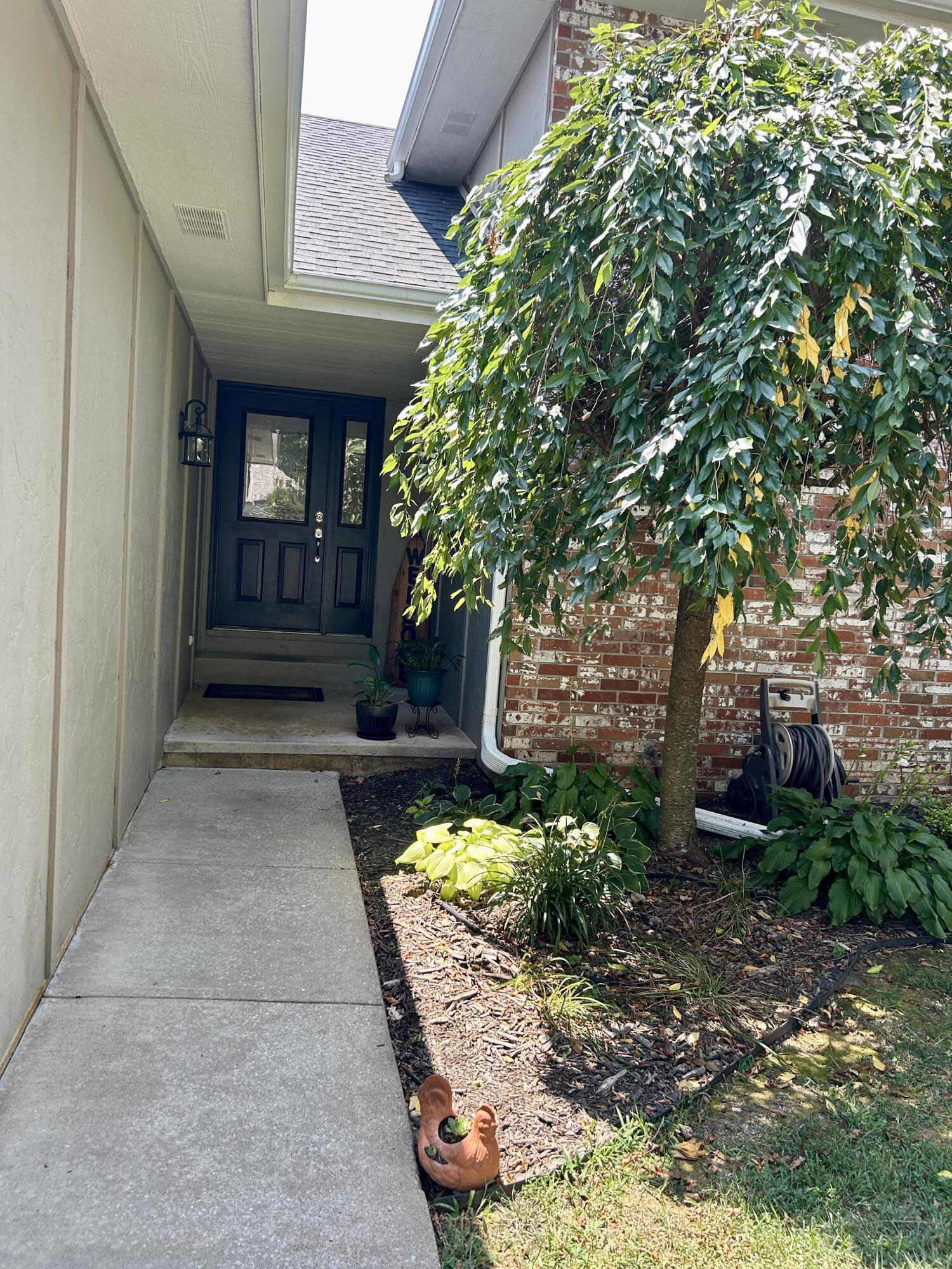 3882 W Edgewood Street