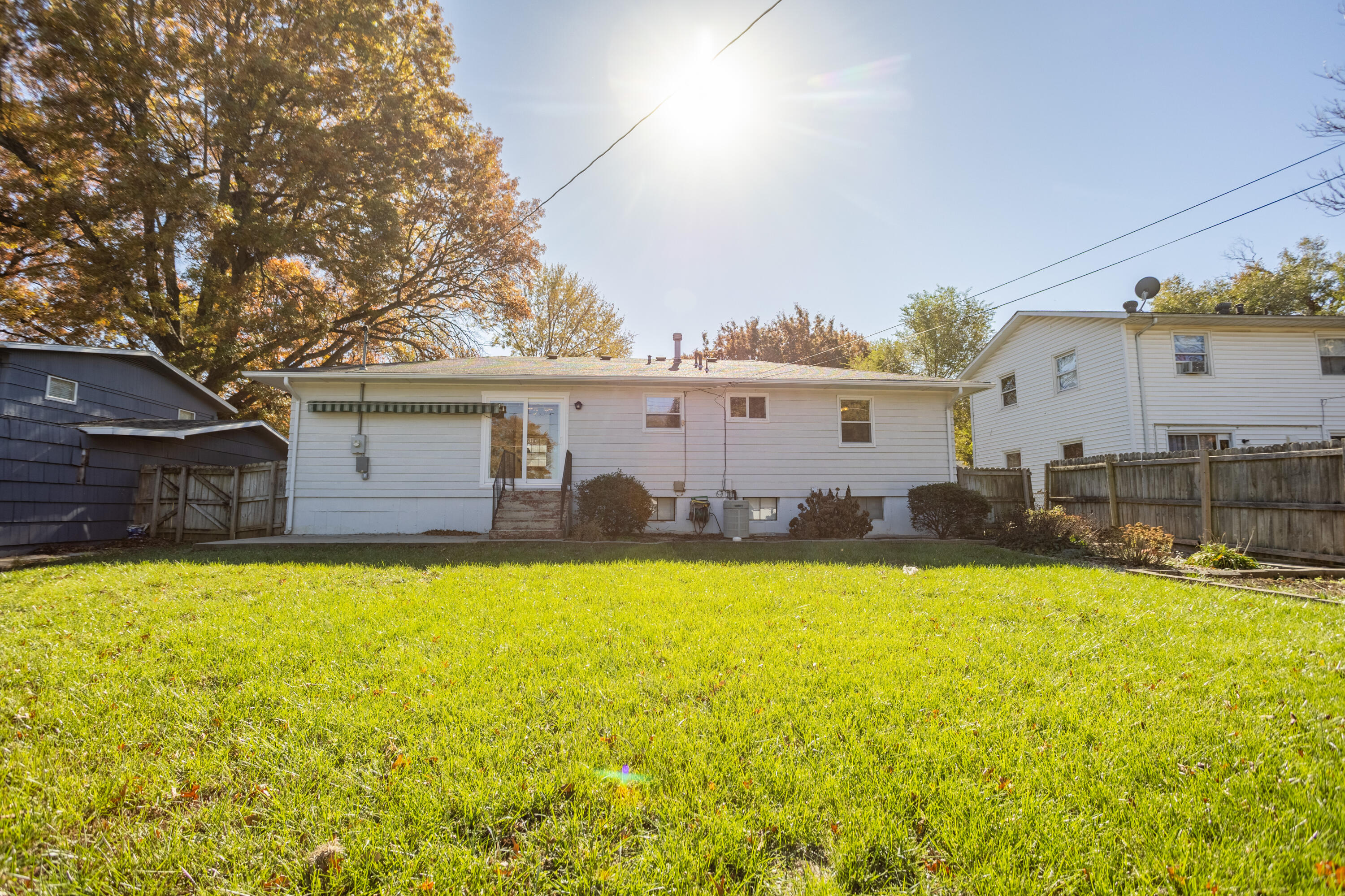 609 E Edgewood Street