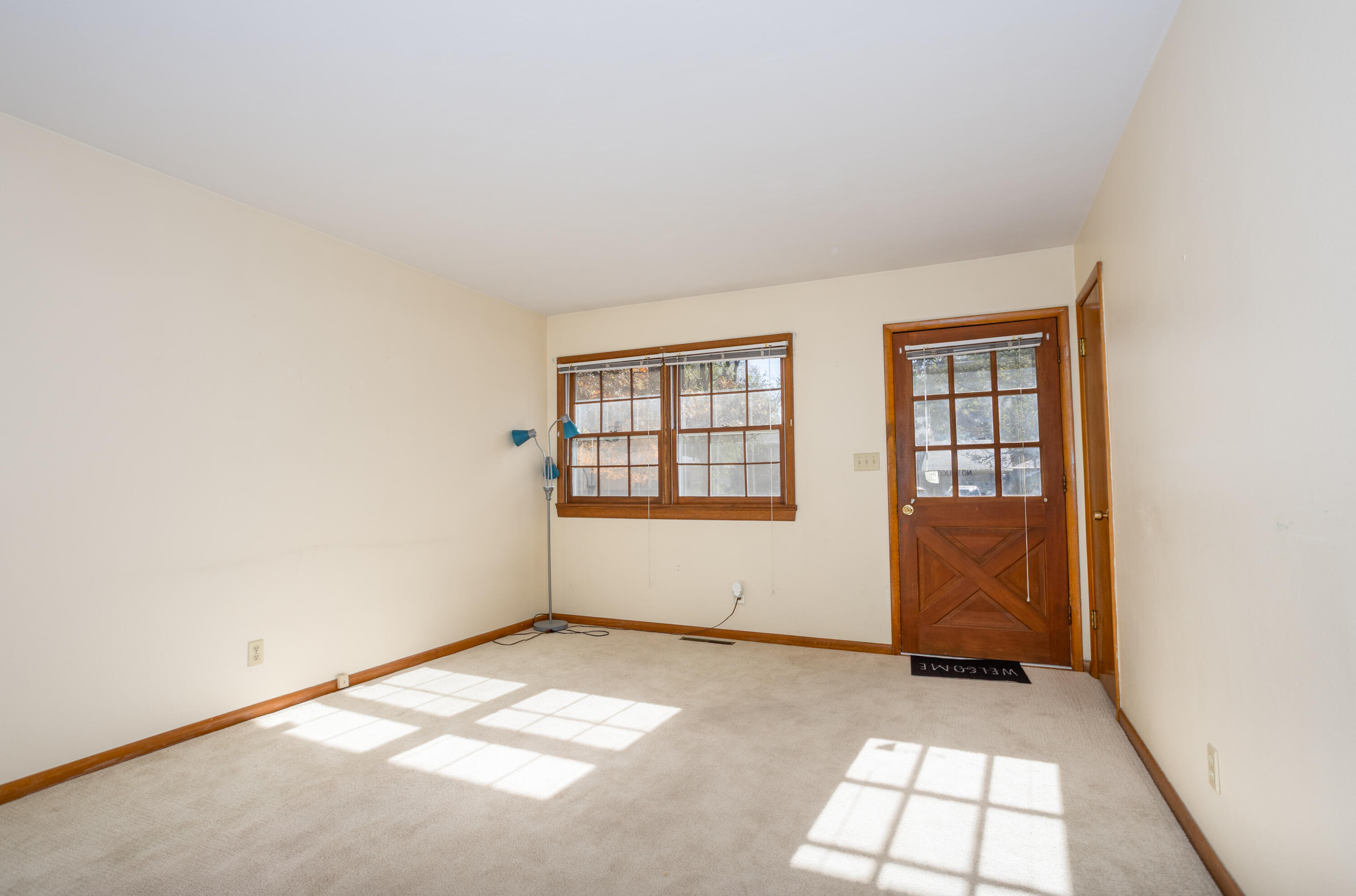 609 E Edgewood Street