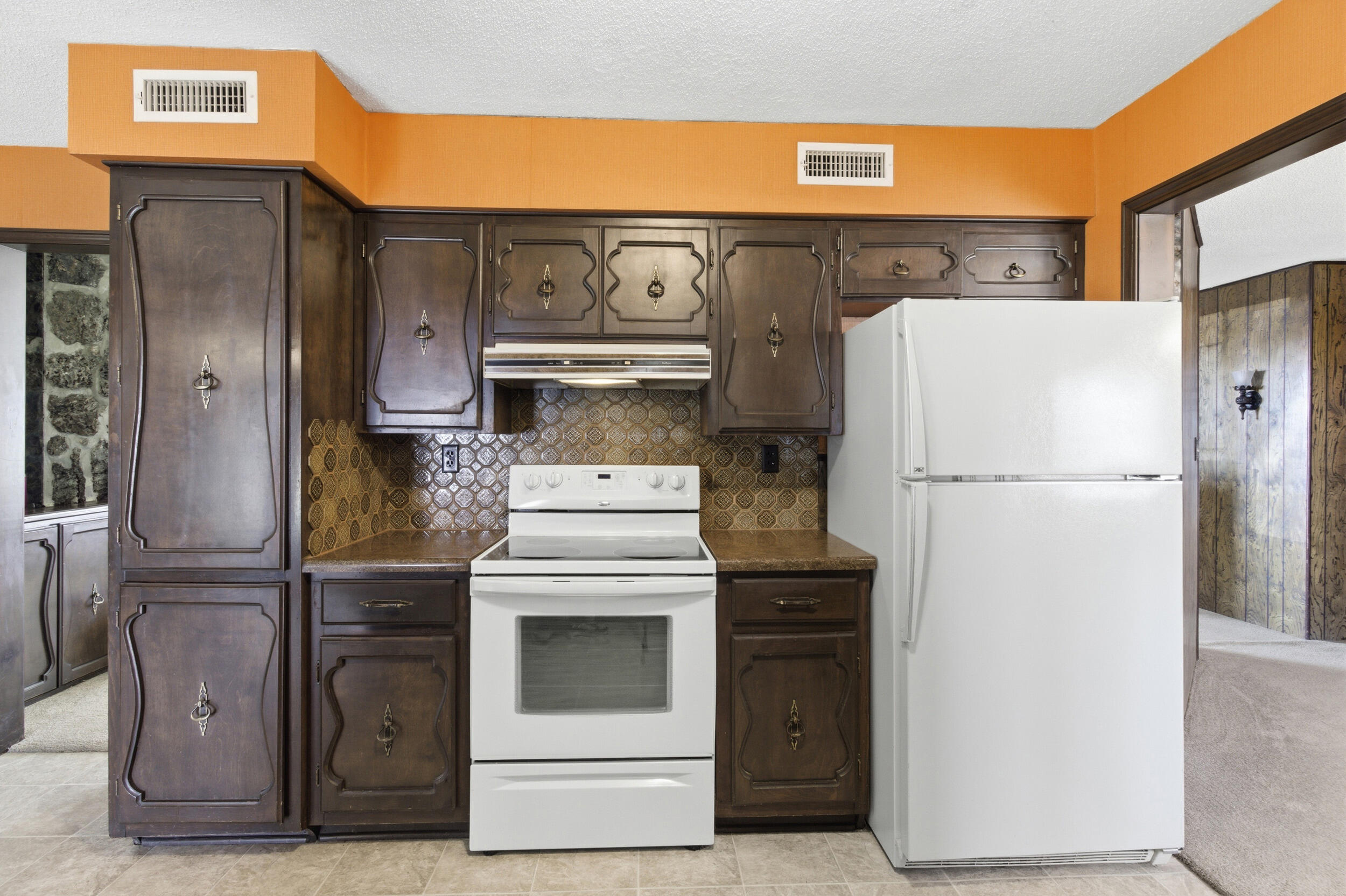 1321 W Dallas Street