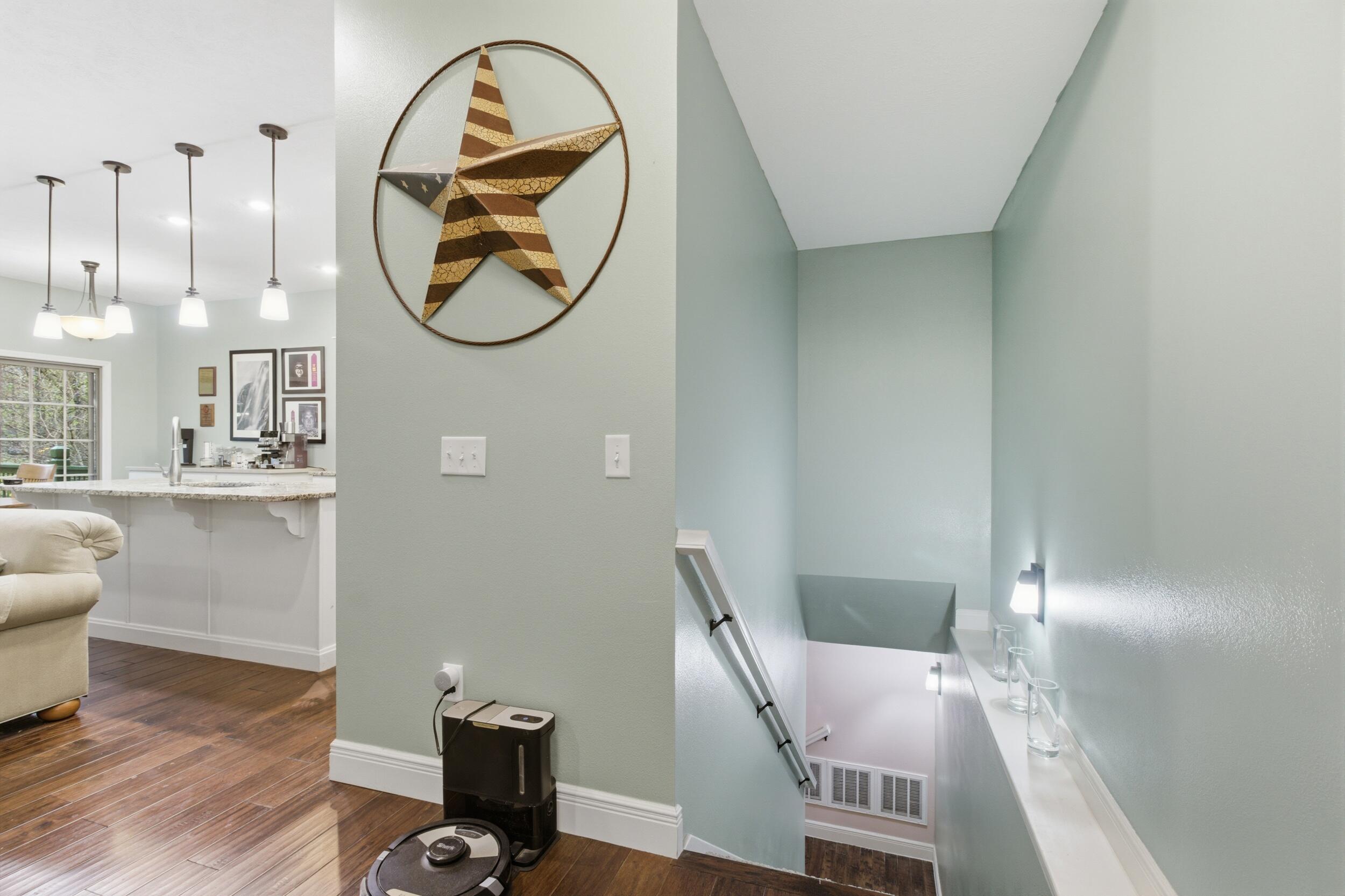 5618 E Pearson Parkway