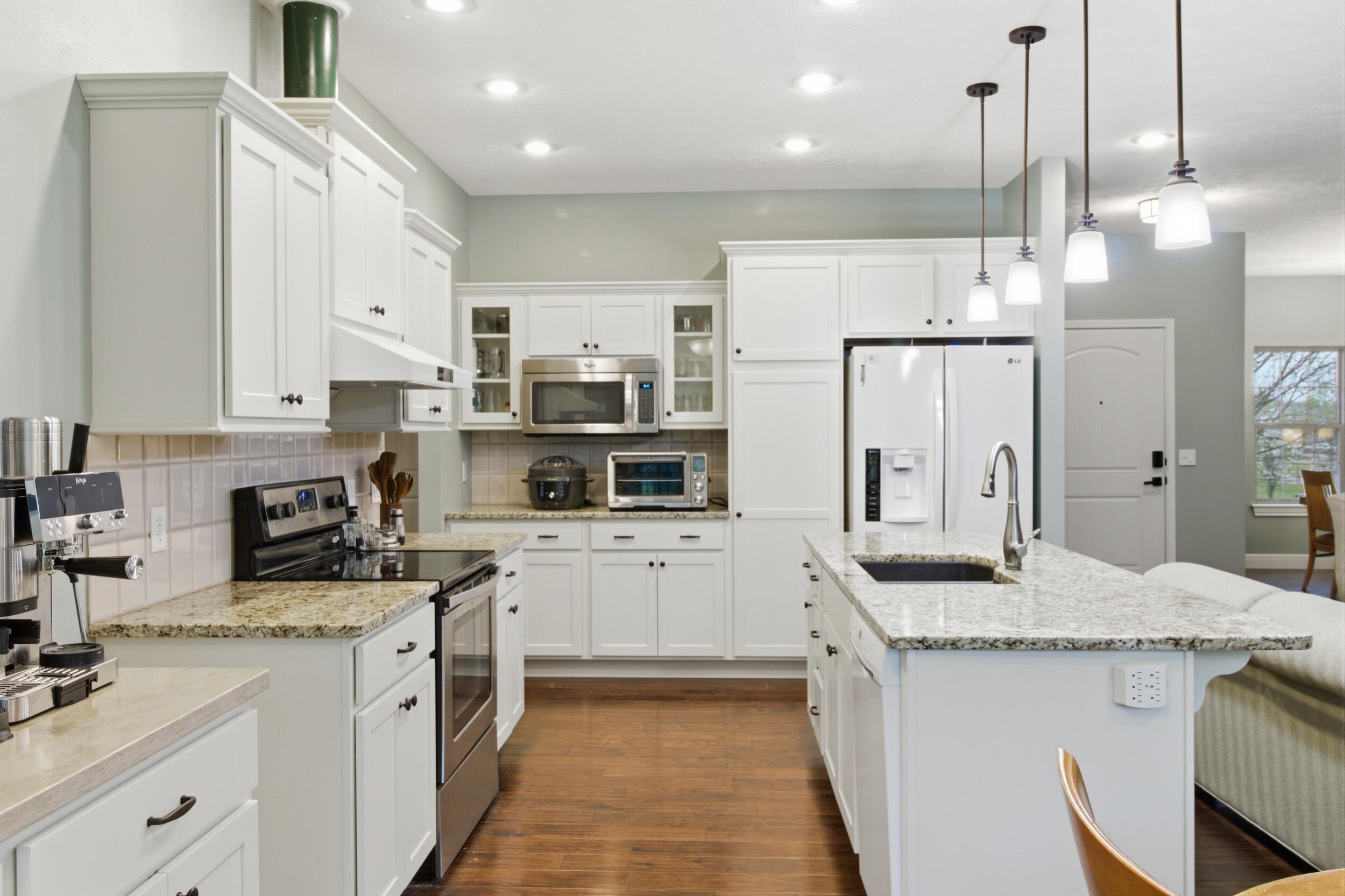 5618 E Pearson Parkway