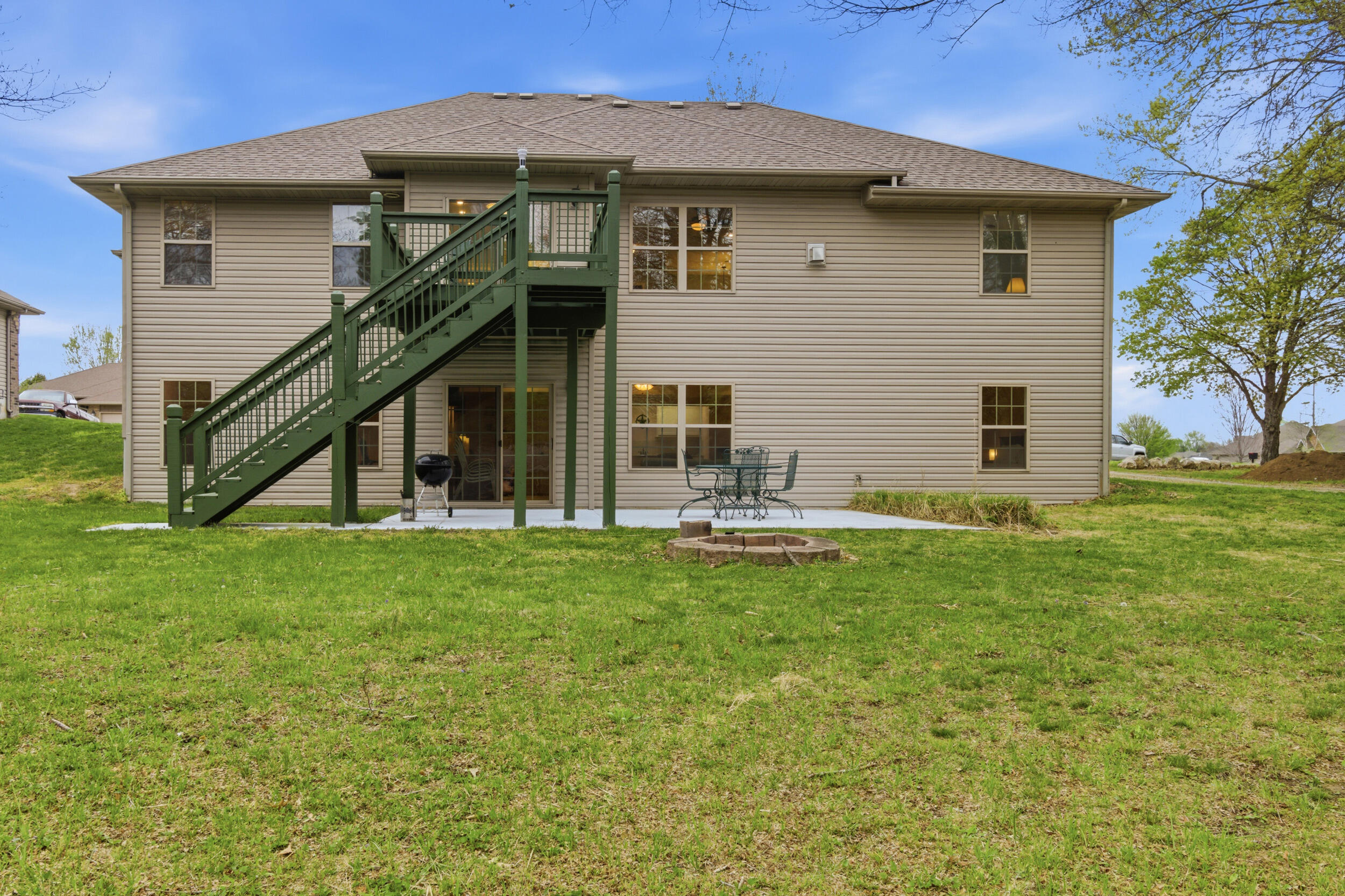 5618 E Pearson Parkway