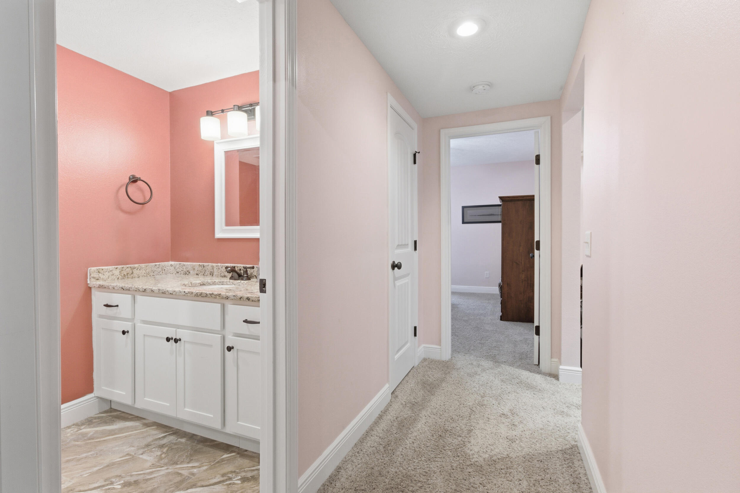 5618 E Pearson Parkway