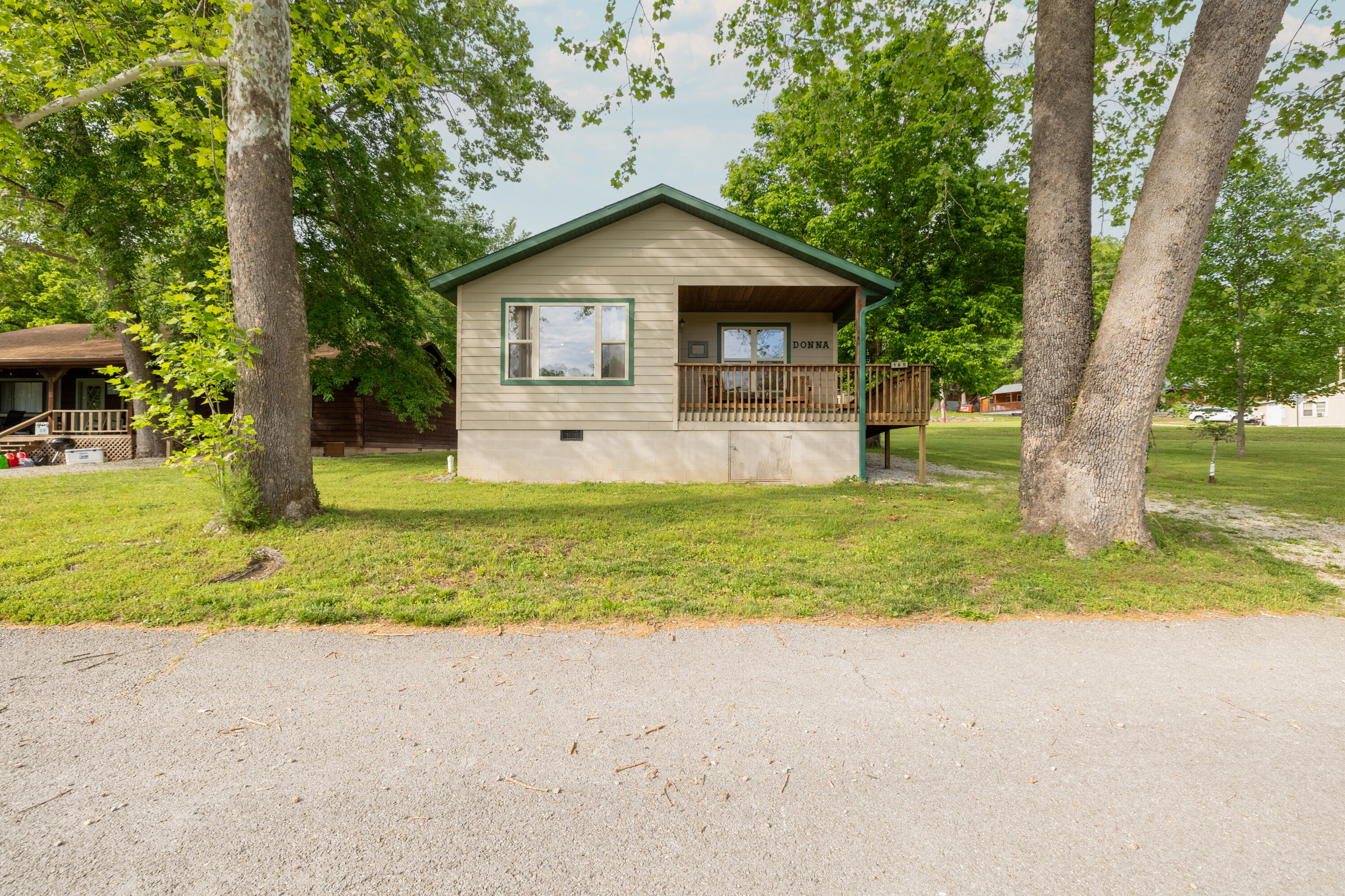 165 Edgewater Circle
