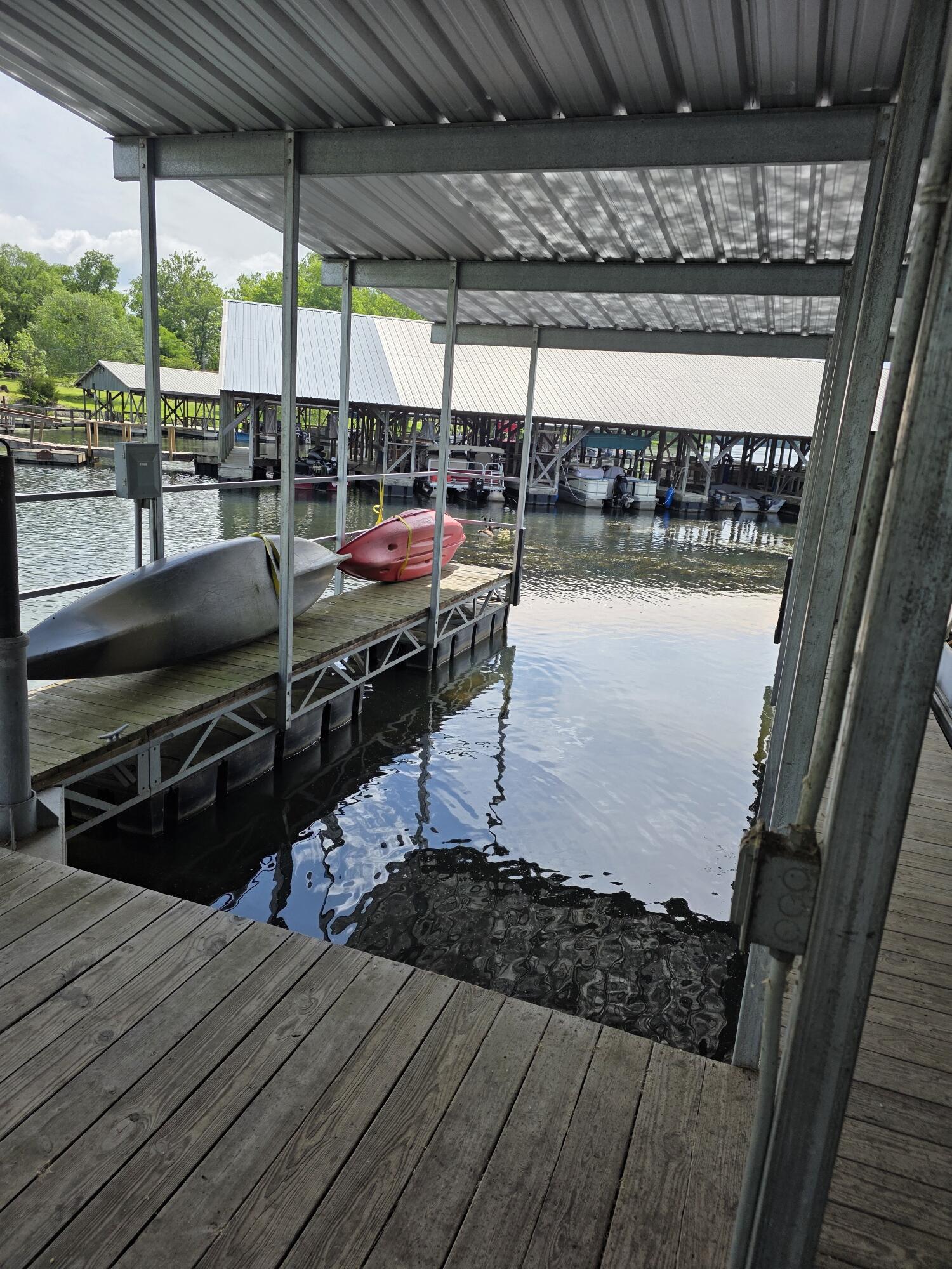 195 Edgewater Circle