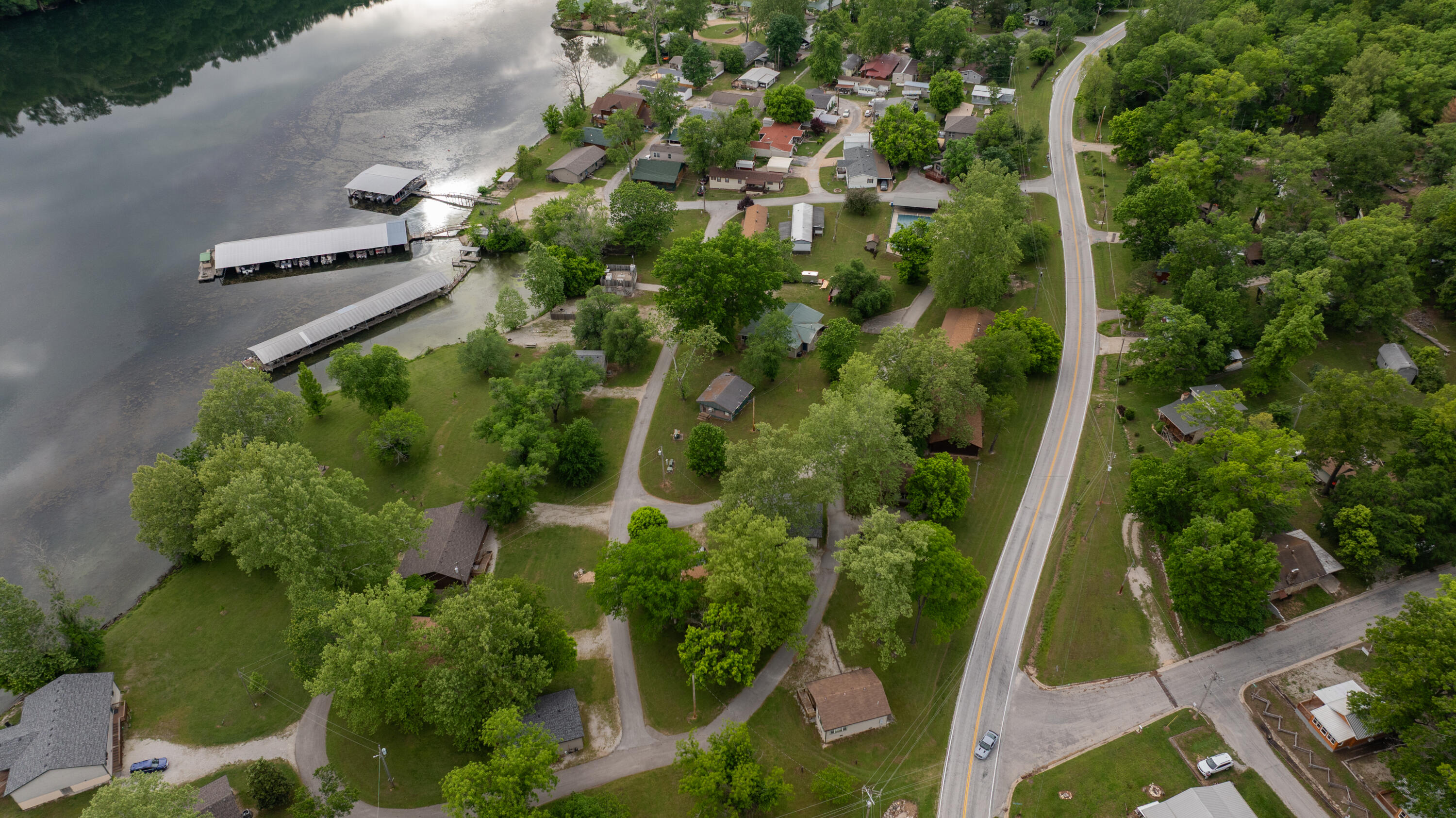195 Edgewater Circle