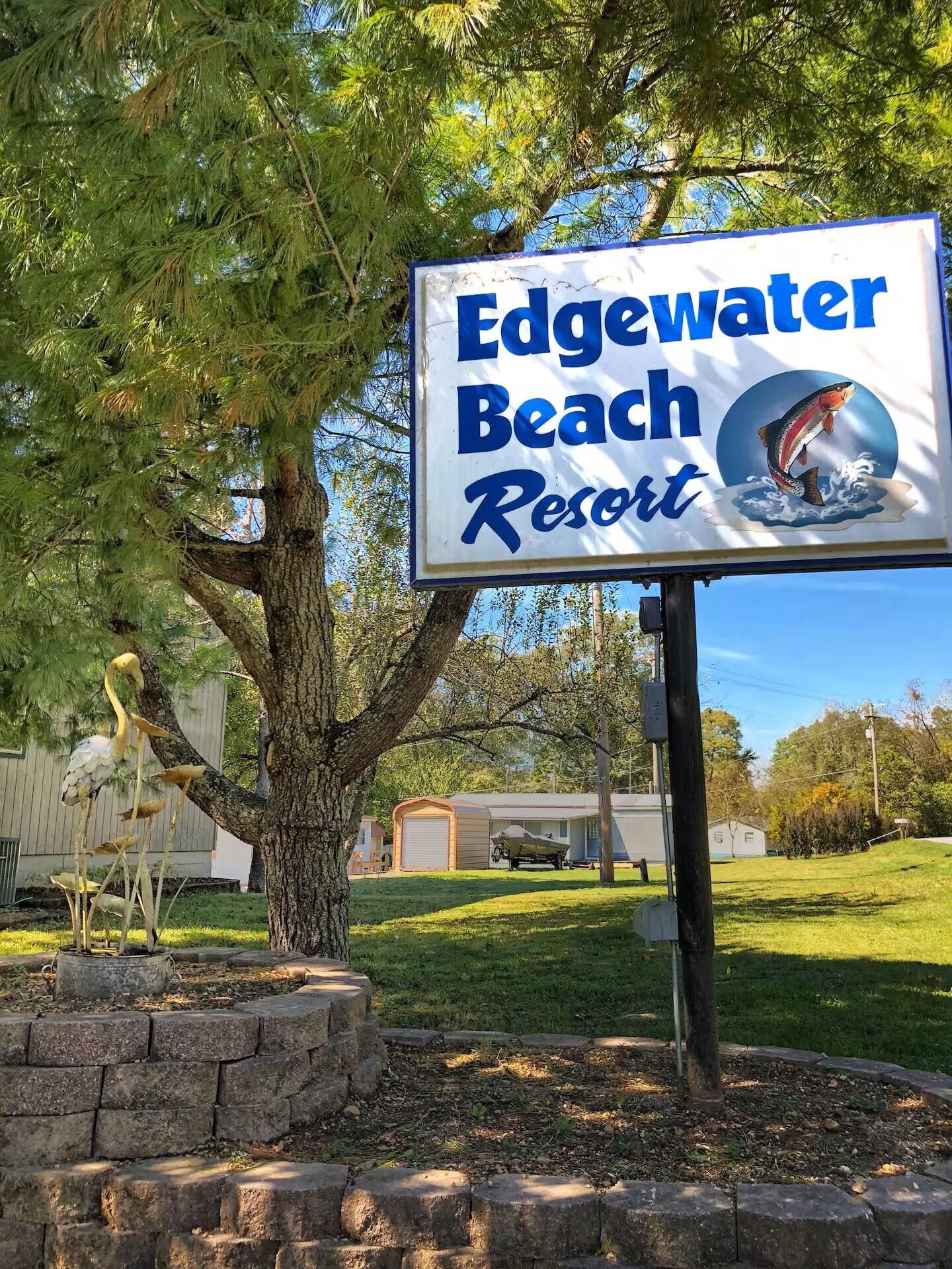 195 Edgewater Circle