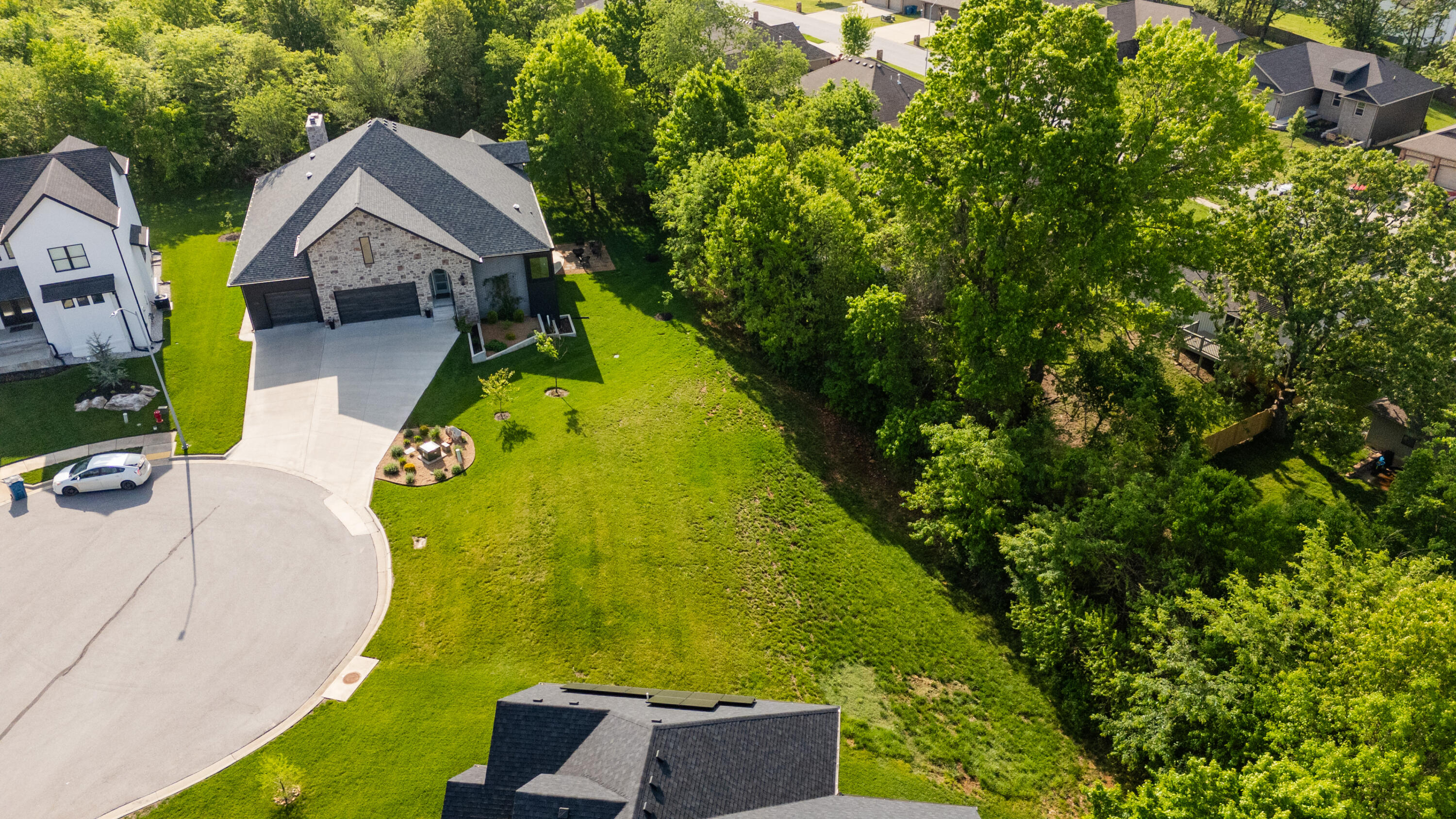 200 N Blarney Court