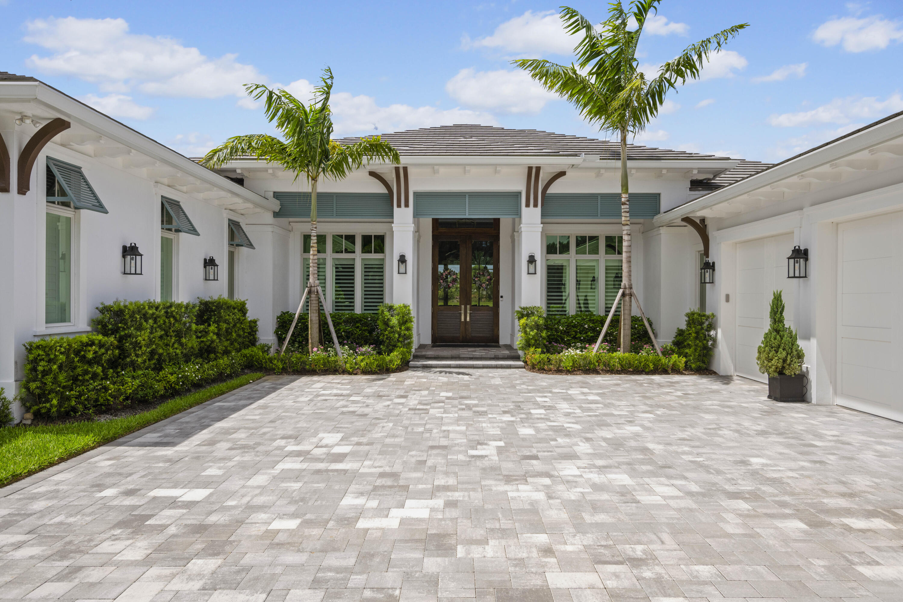 206 Locha Drive