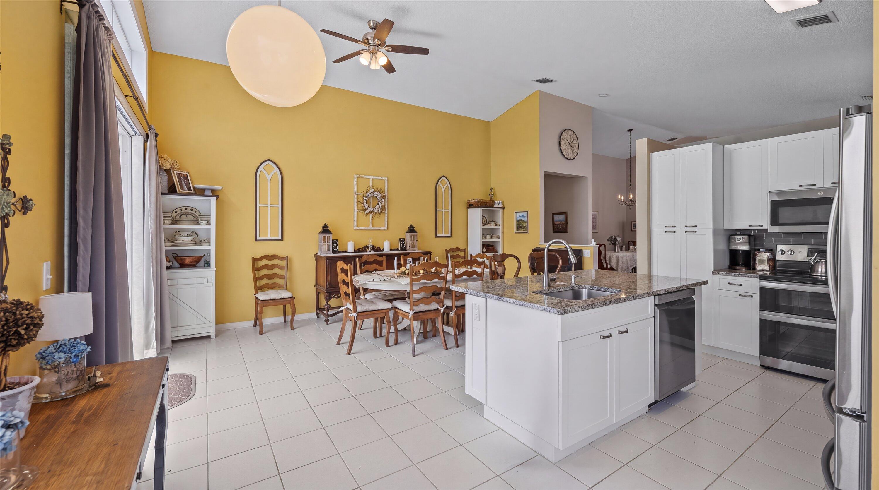 7865 Rockport Circle