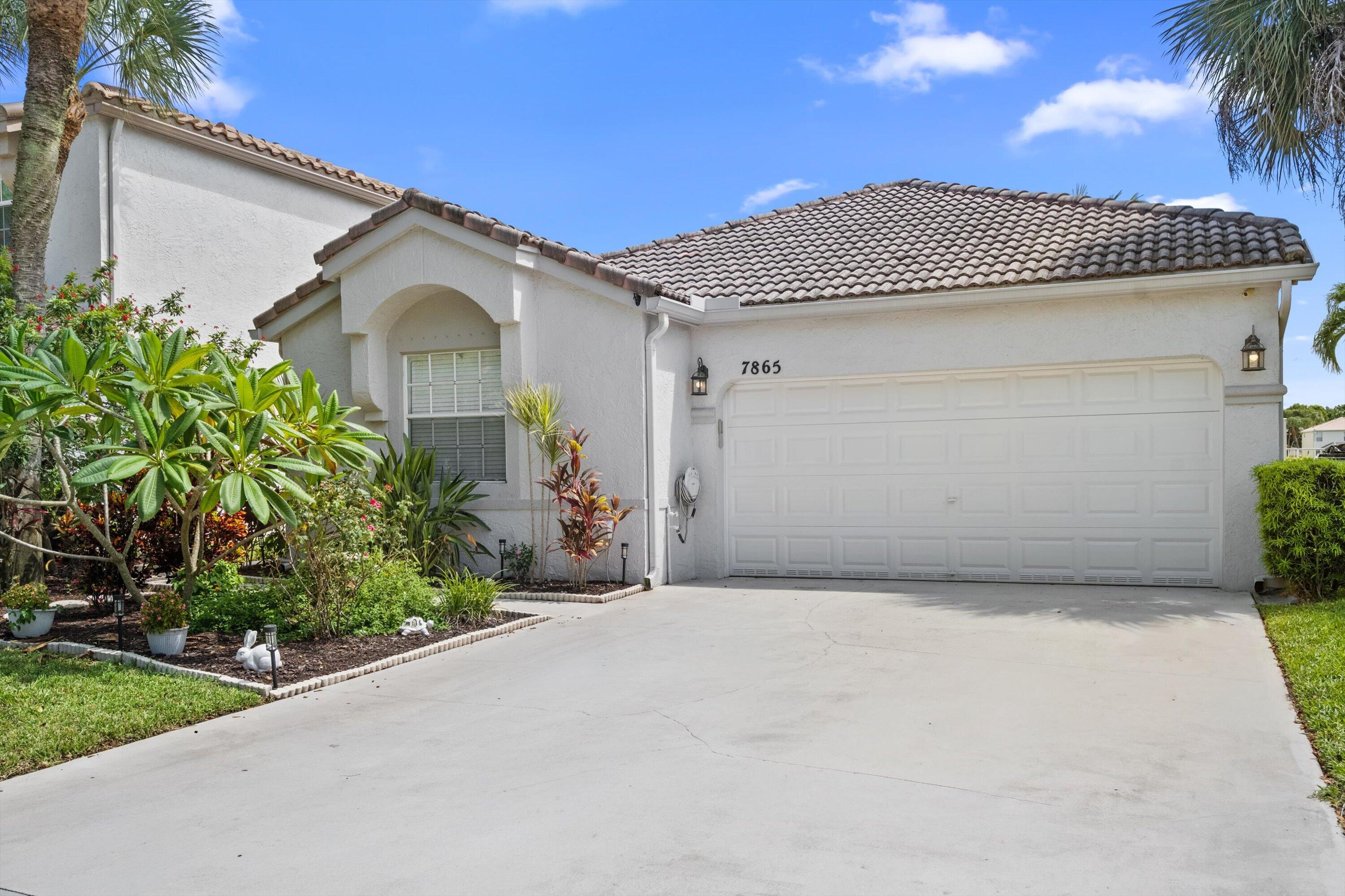 7865 Rockport Circle