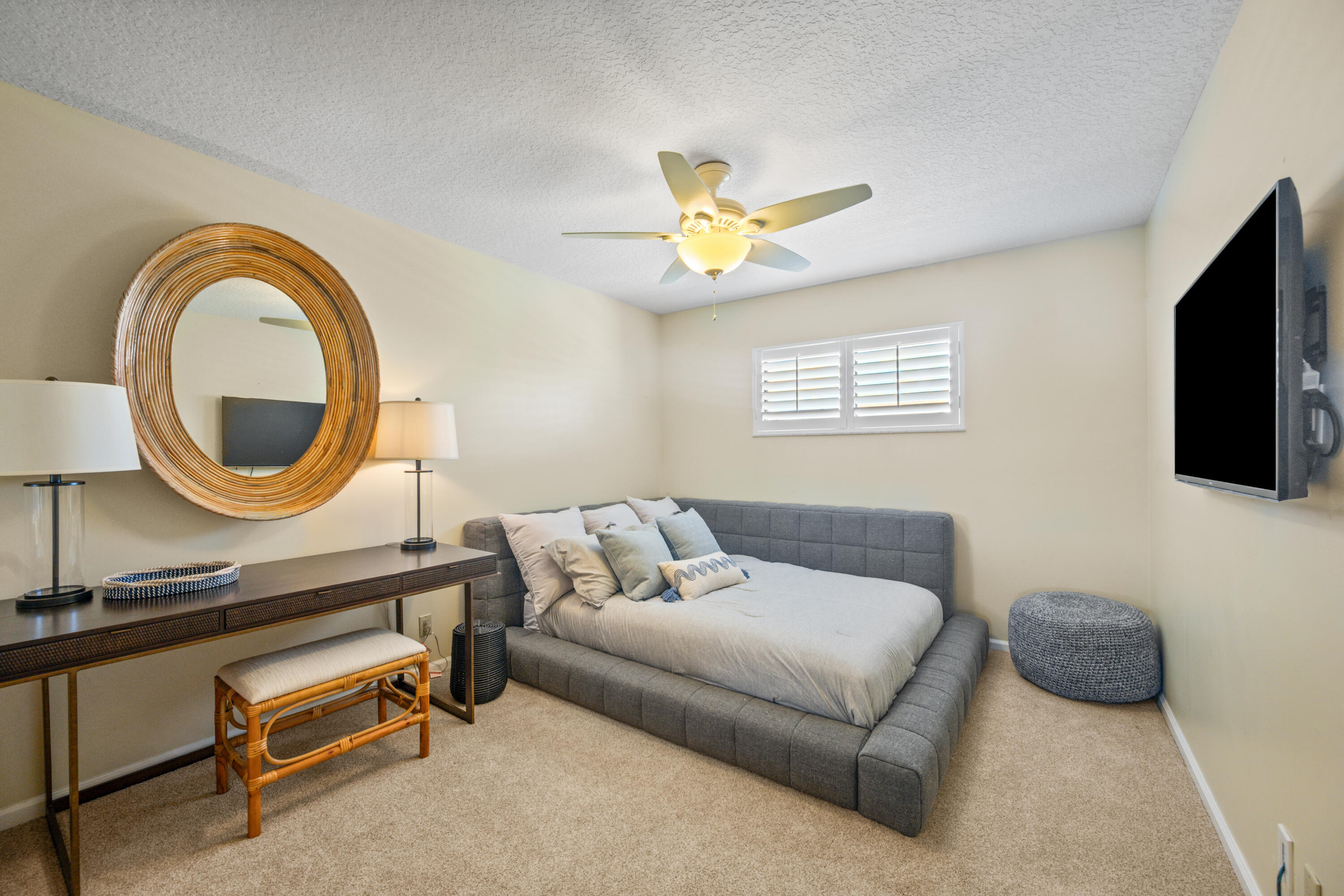 16914 WATERBEND Drive 270