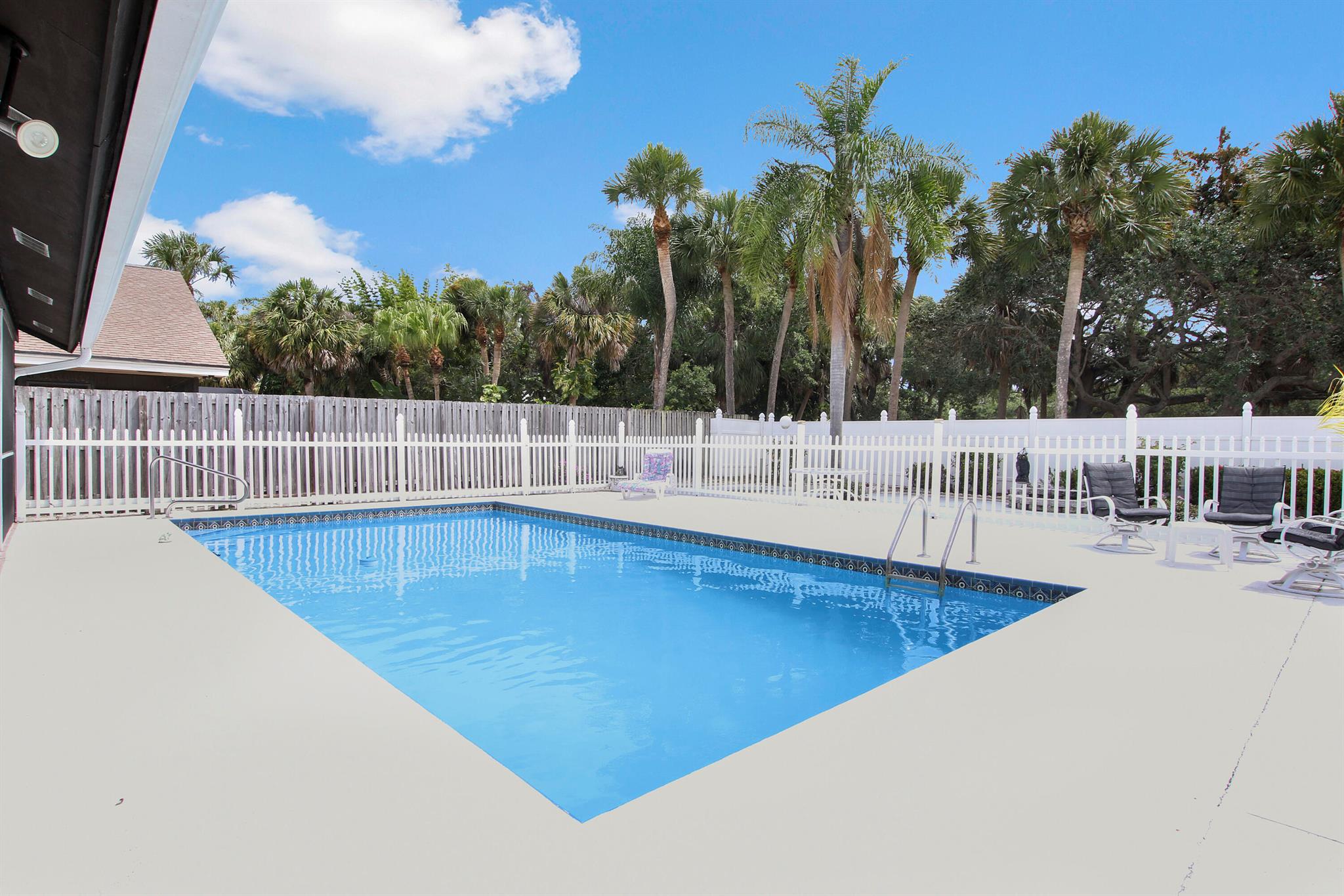 901 Sandy Oaks Drive