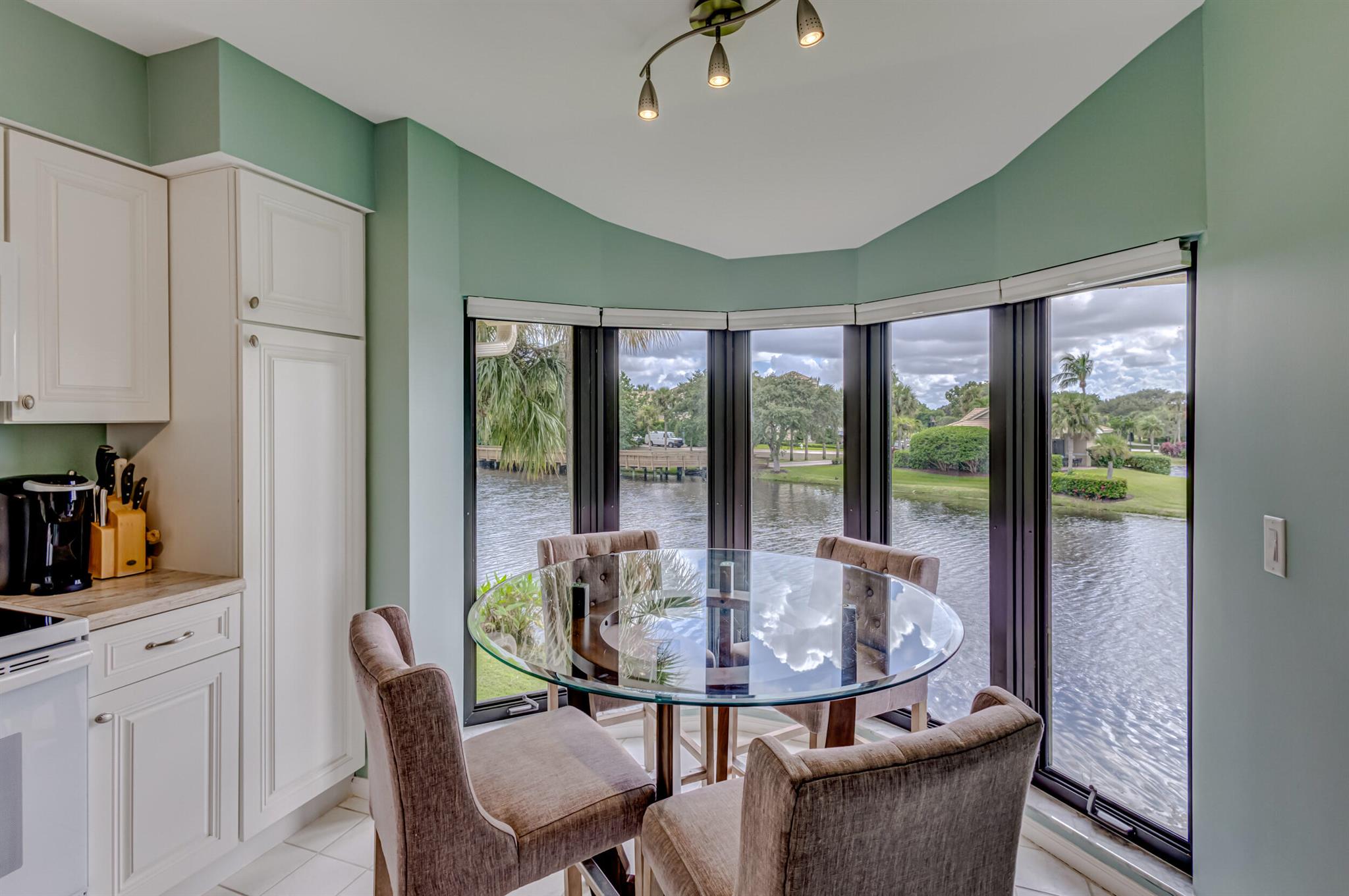 16885 Waterbend Drive 277