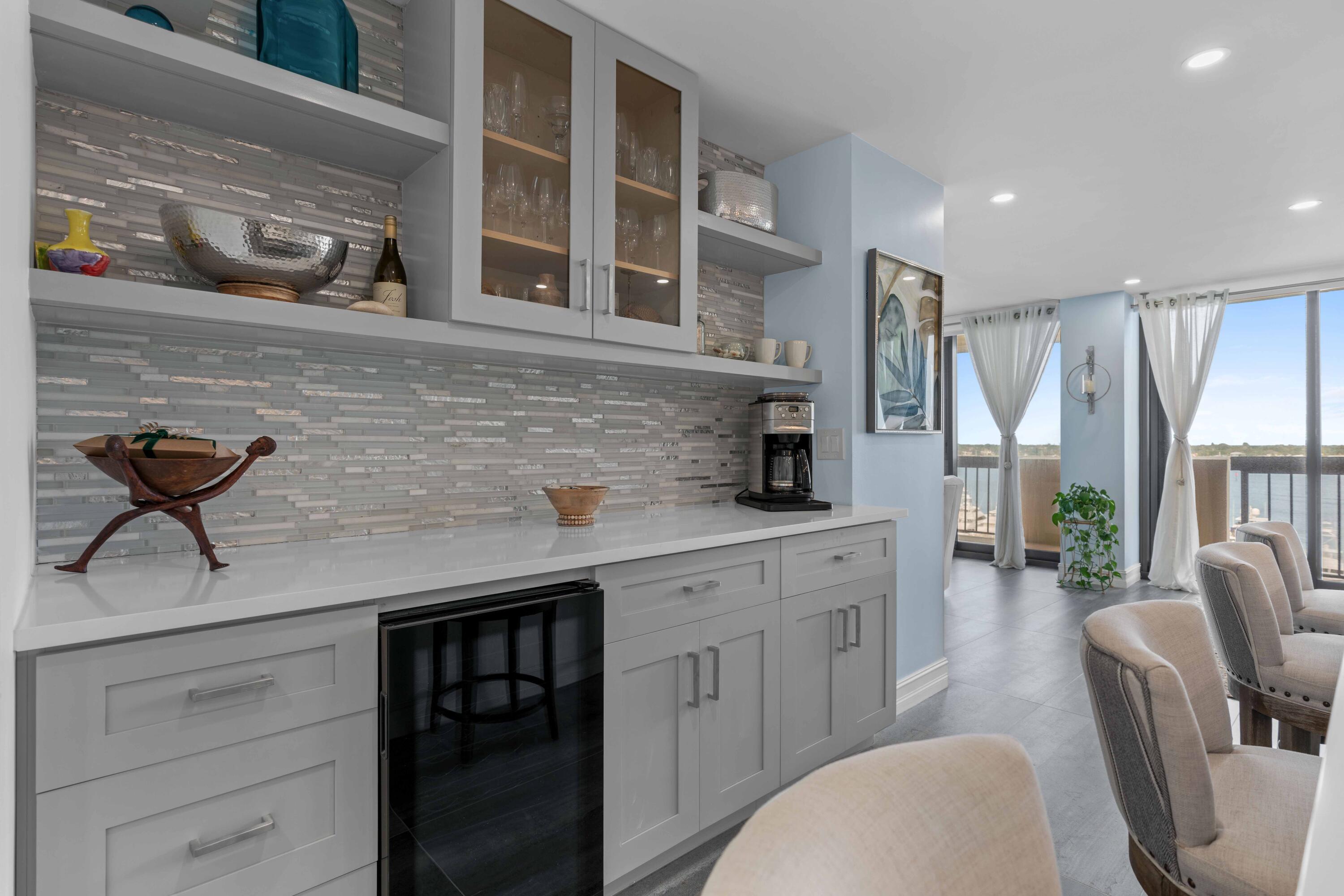 108 Lakeshore Drive 839