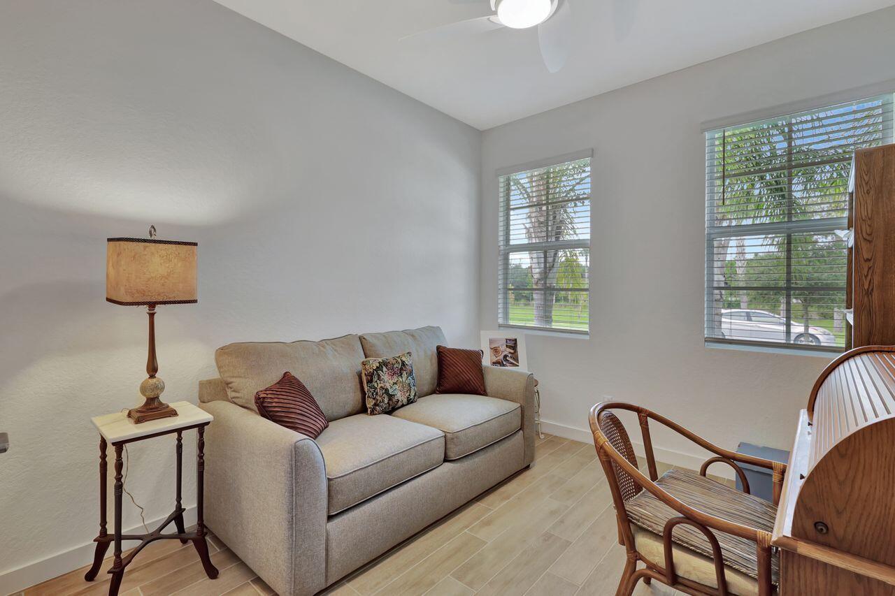 5757 SE Pinehurst Trail