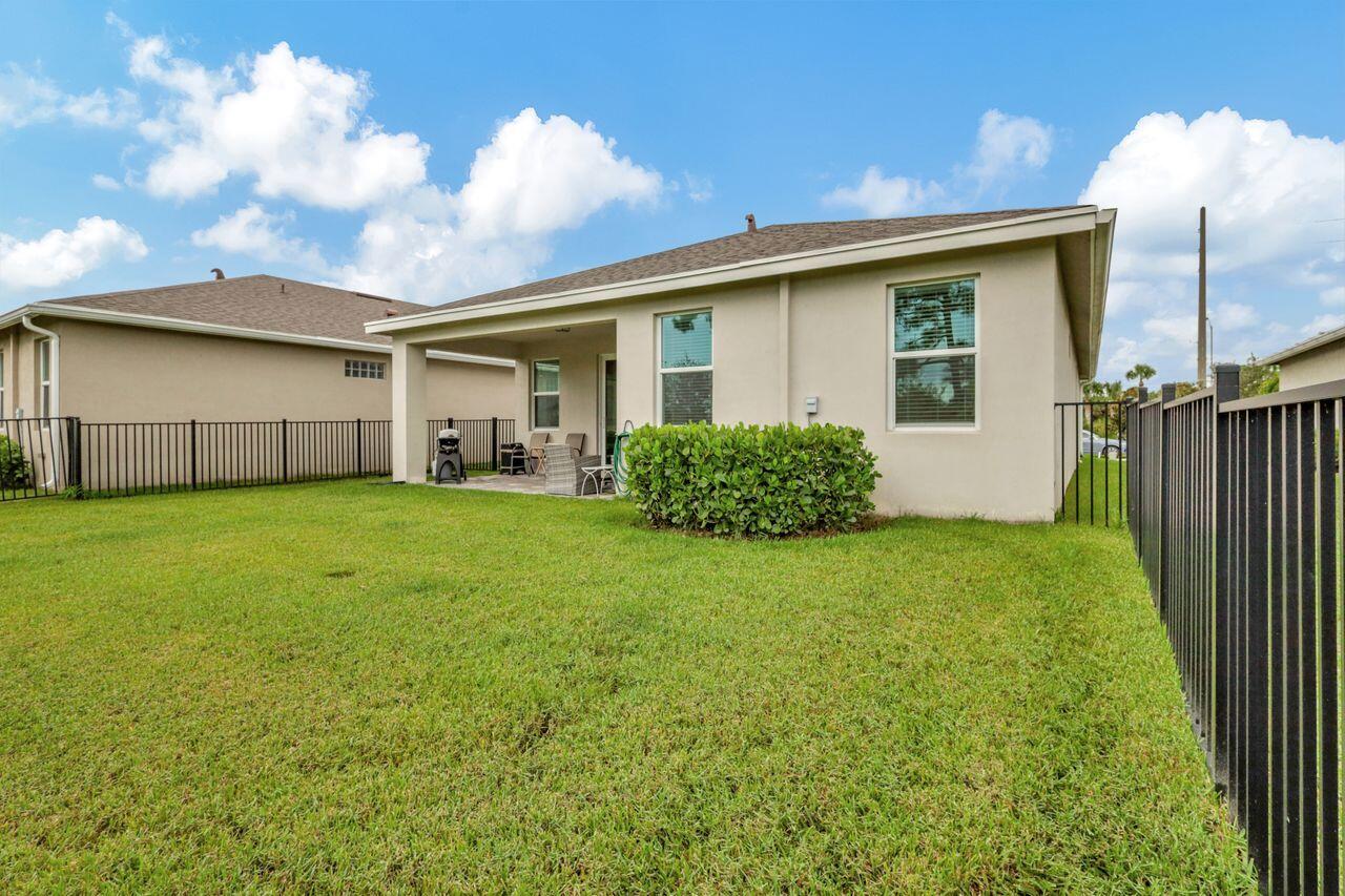 5757 SE Pinehurst Trail