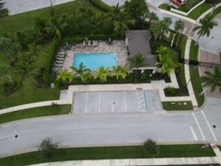 5757 SE Pinehurst Trail