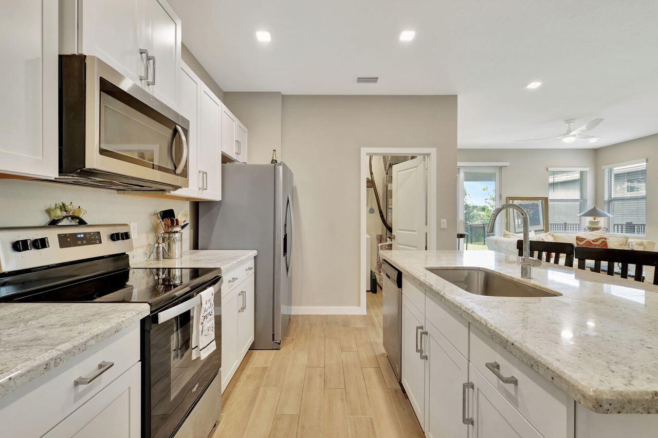 5757 SE Pinehurst Trail