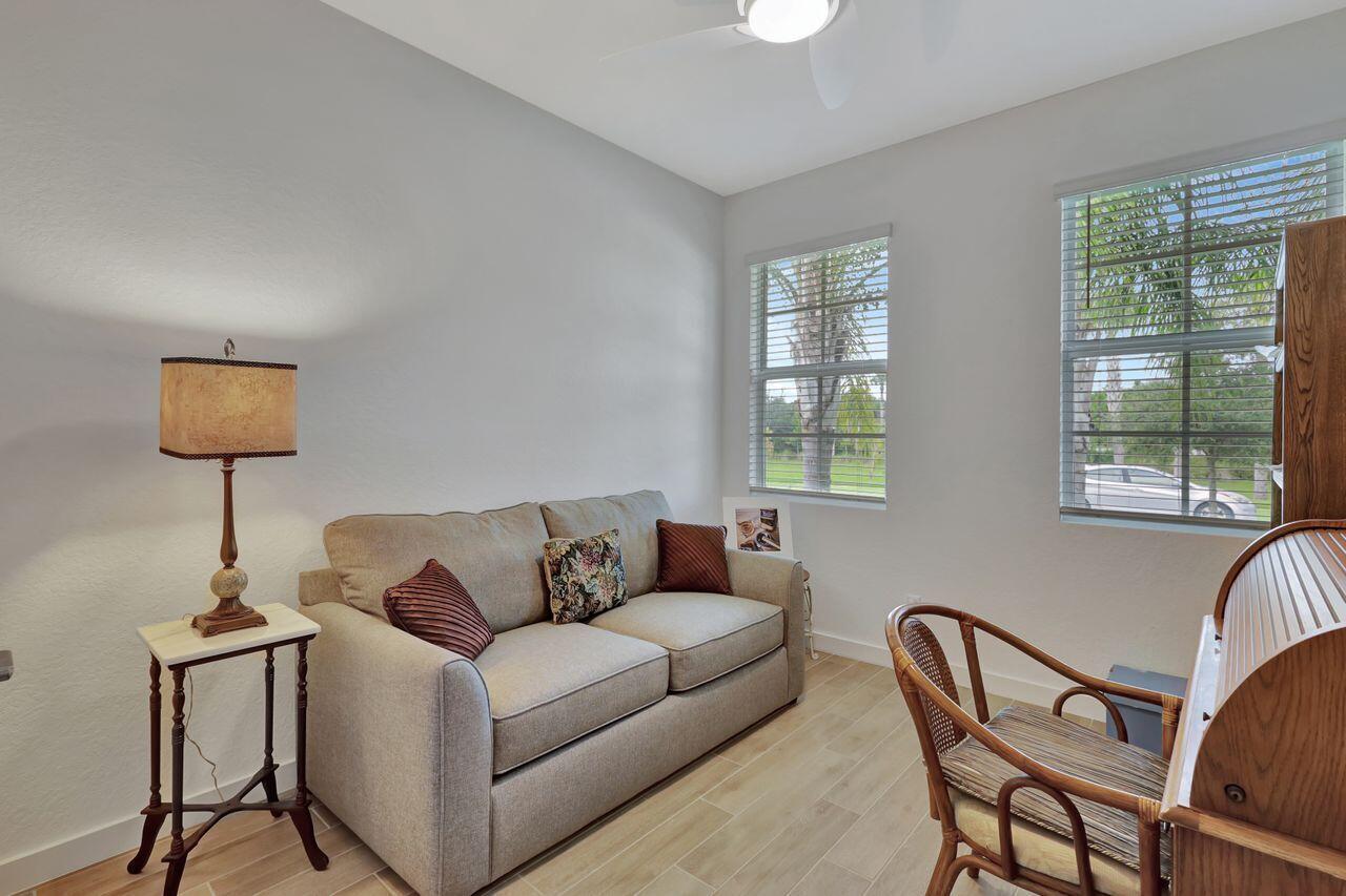 5757 SE Pinehurst Trail