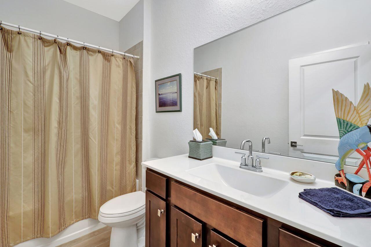 5757 SE Pinehurst Trail