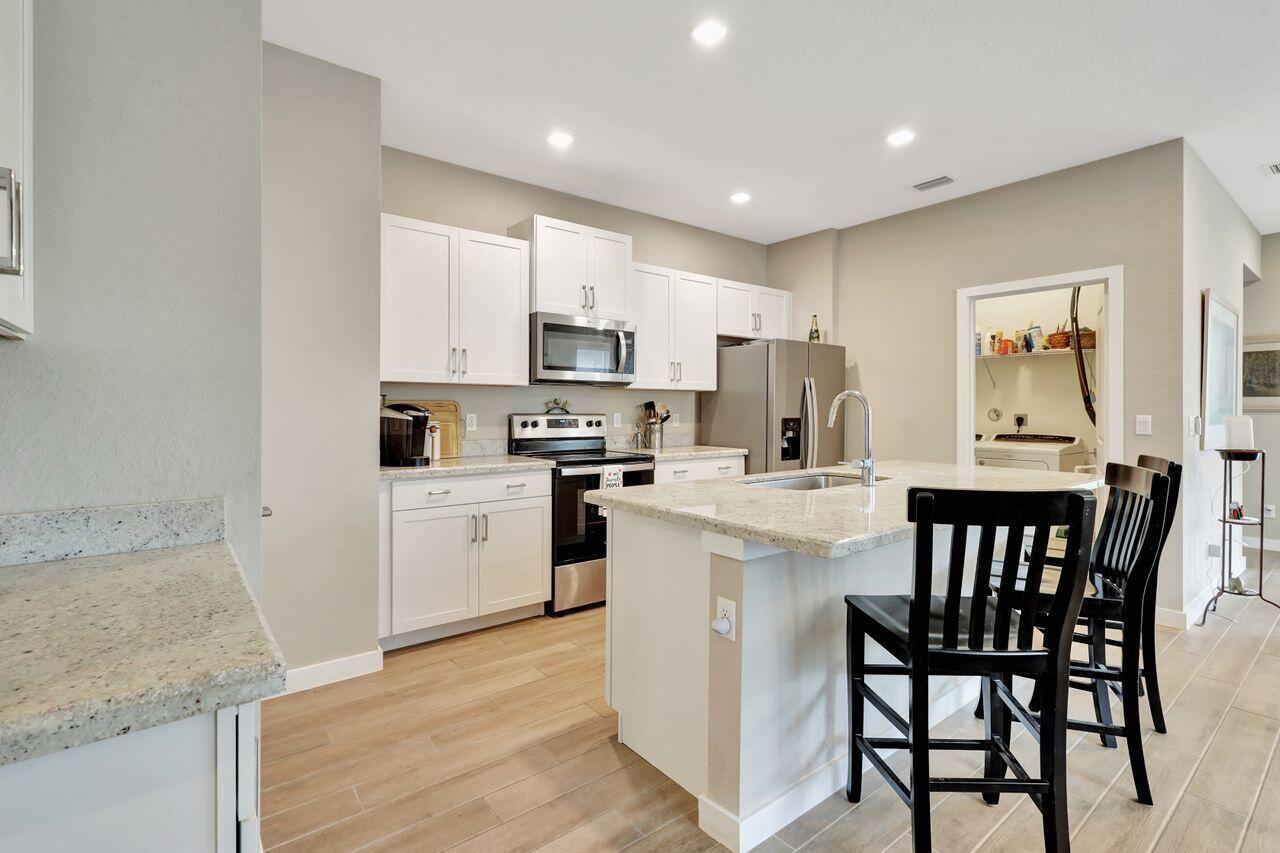 5757 SE Pinehurst Trail