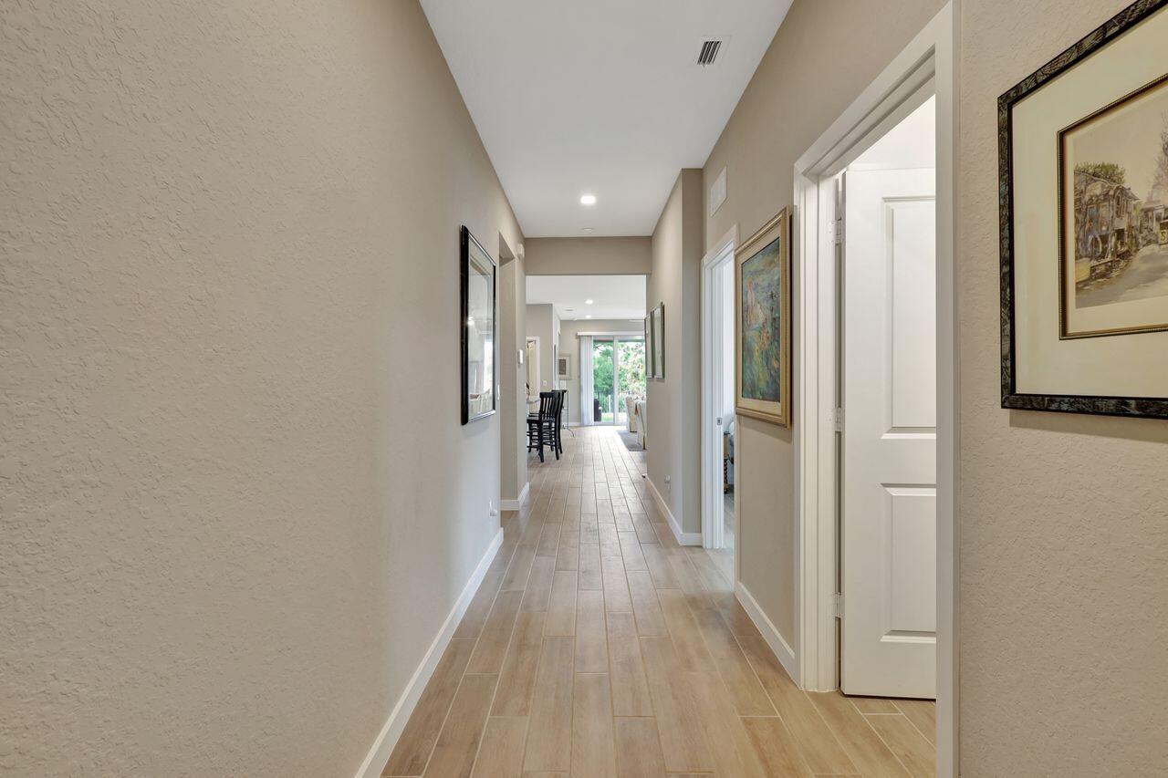 5757 SE Pinehurst Trail