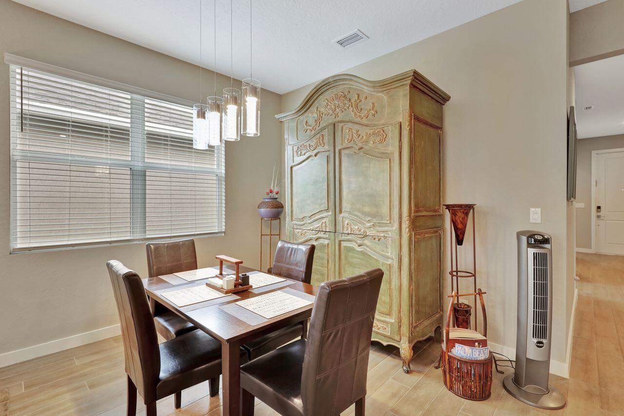 5757 SE Pinehurst Trail