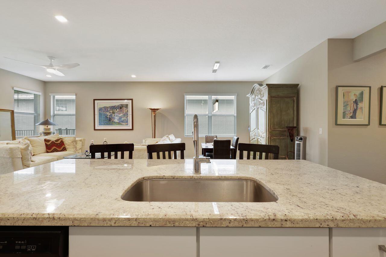 5757 SE Pinehurst Trail