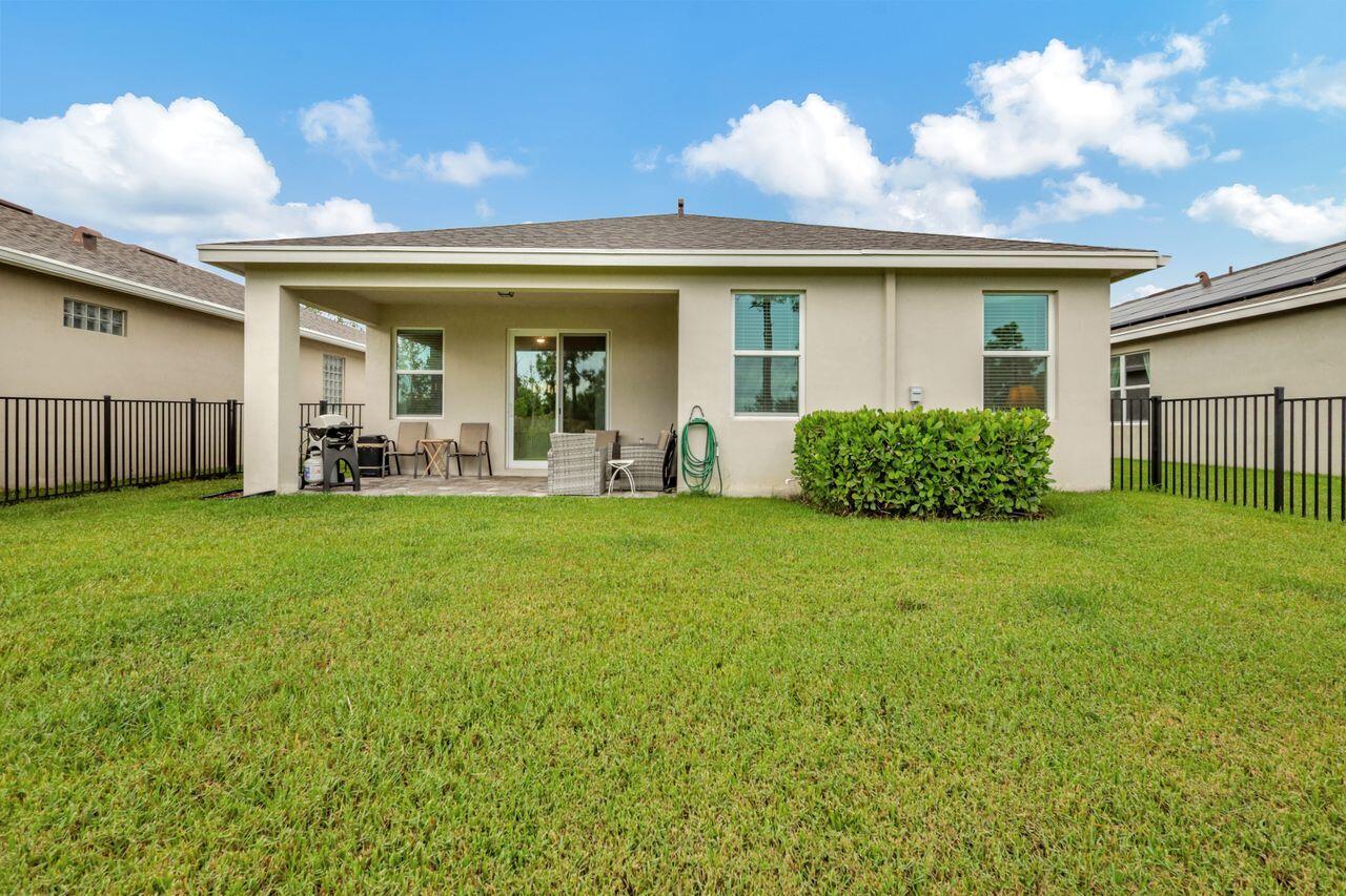 5757 SE Pinehurst Trail