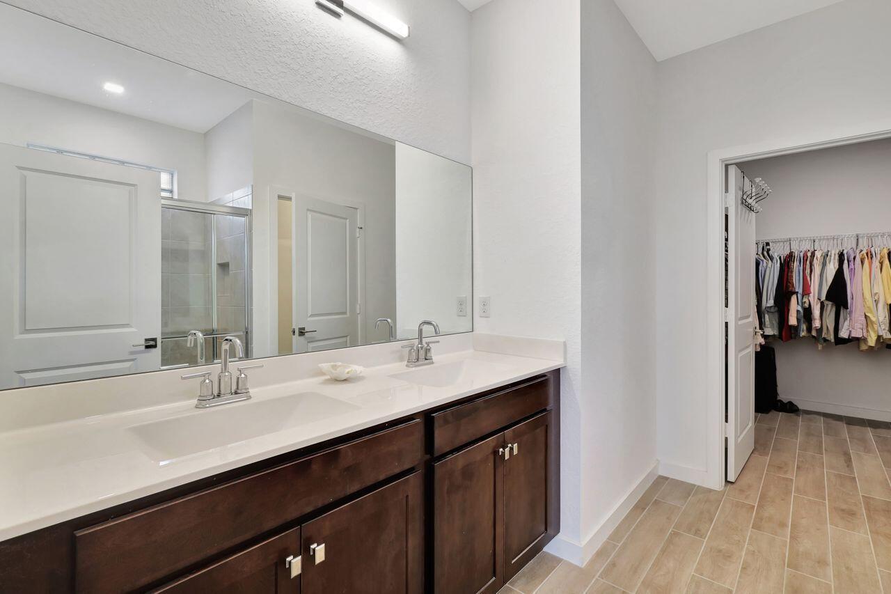 5757 SE Pinehurst Trail