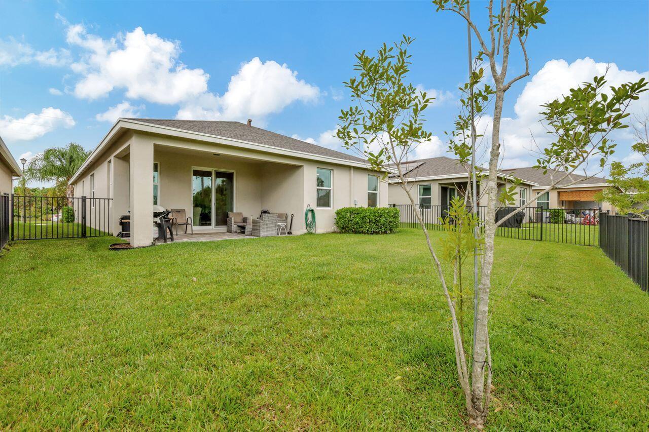 5757 SE Pinehurst Trail