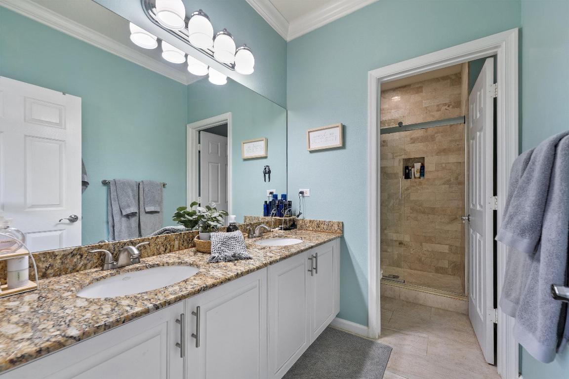 163 Greenwich Circle