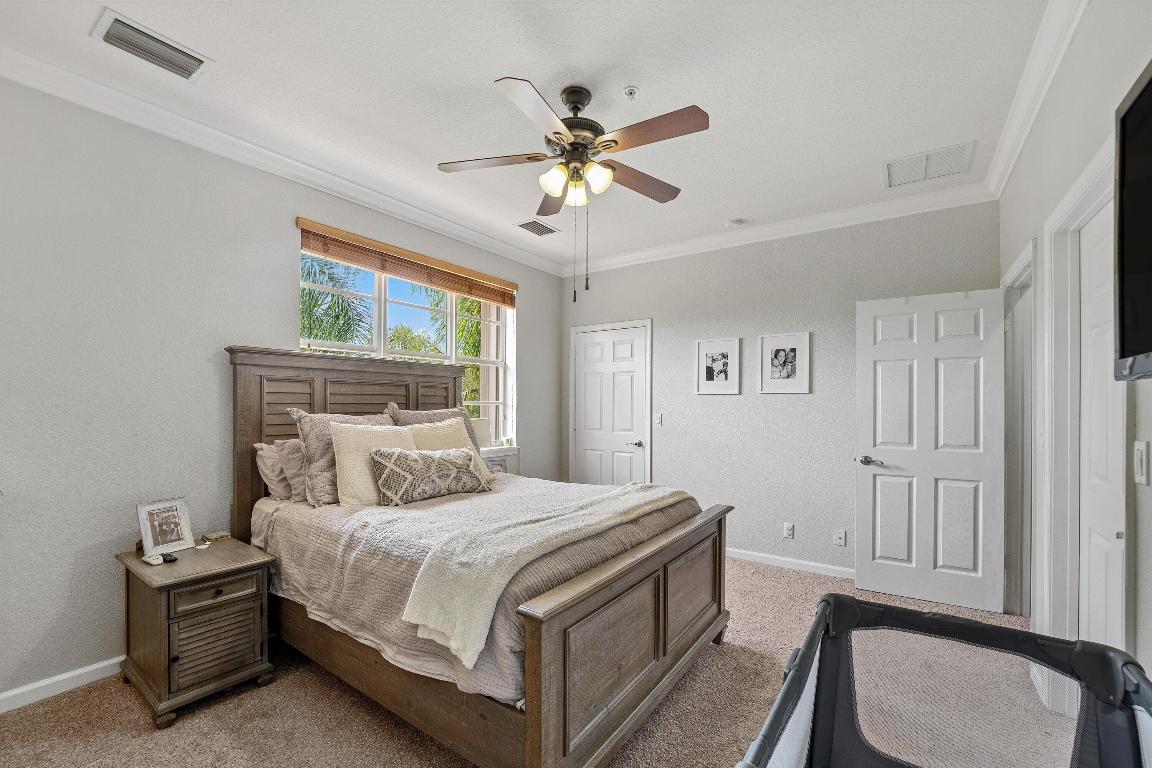 163 Greenwich Circle