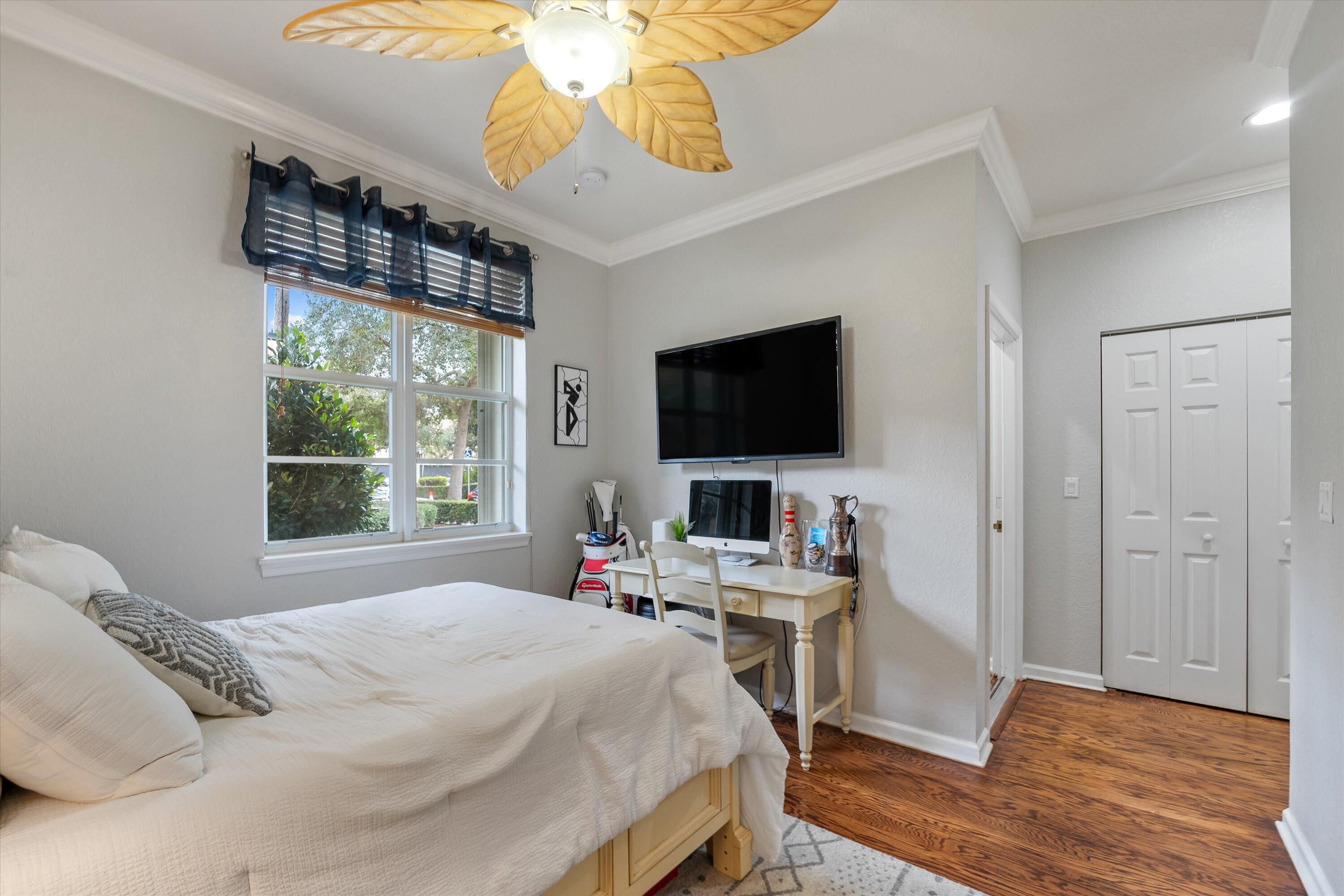 163 Greenwich Circle