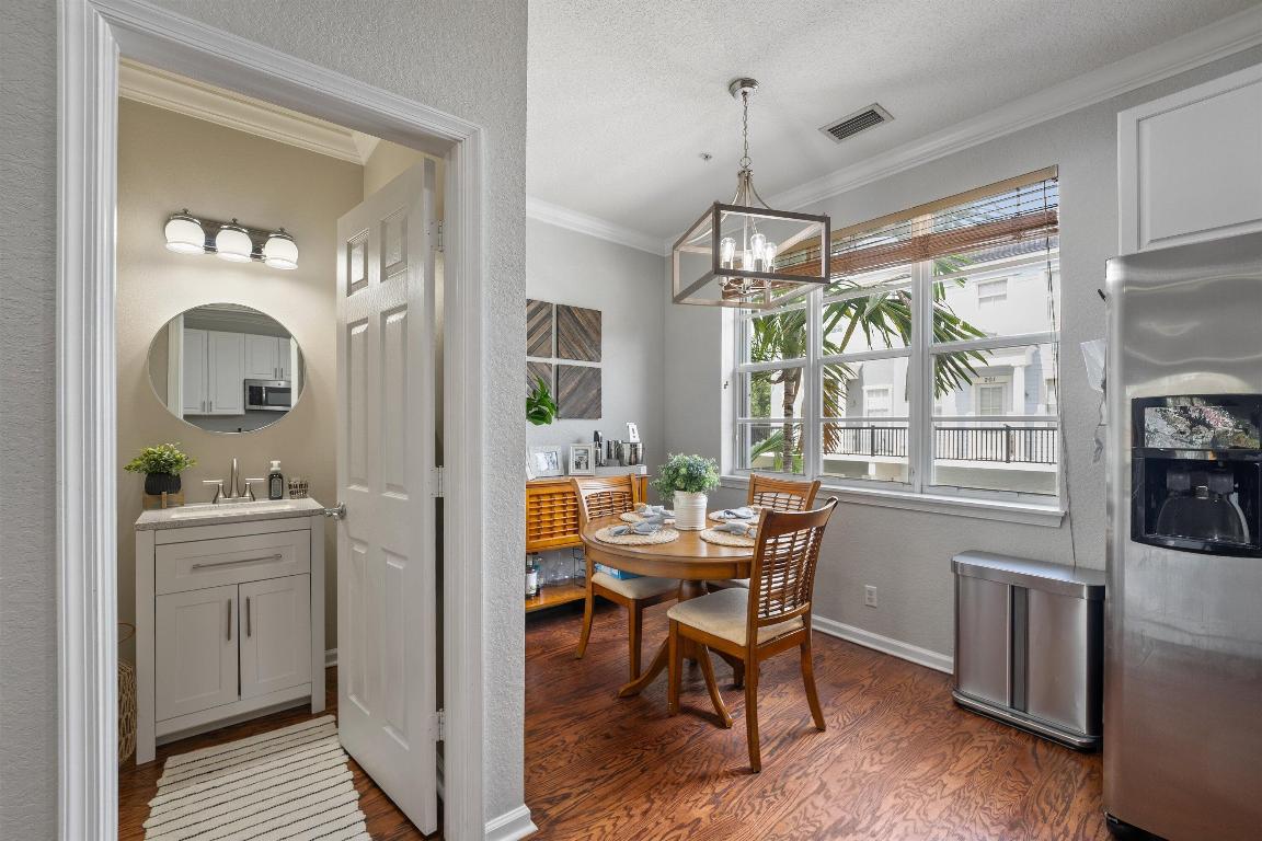 163 Greenwich Circle