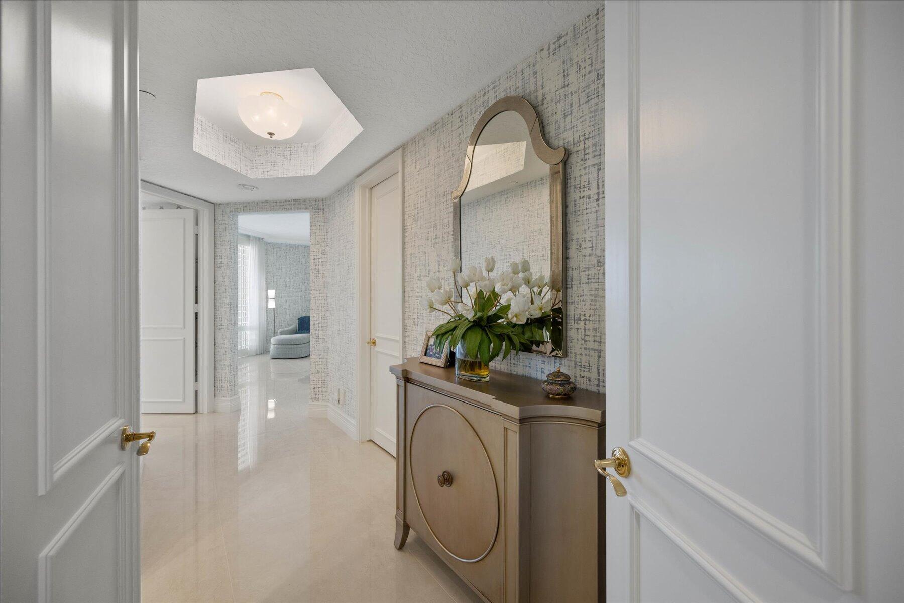 425 Beach Road Ph-O