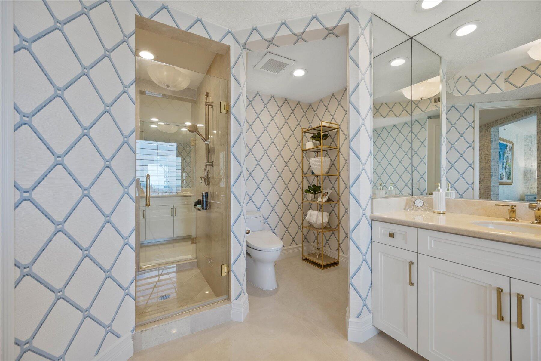 425 Beach Road Ph-O