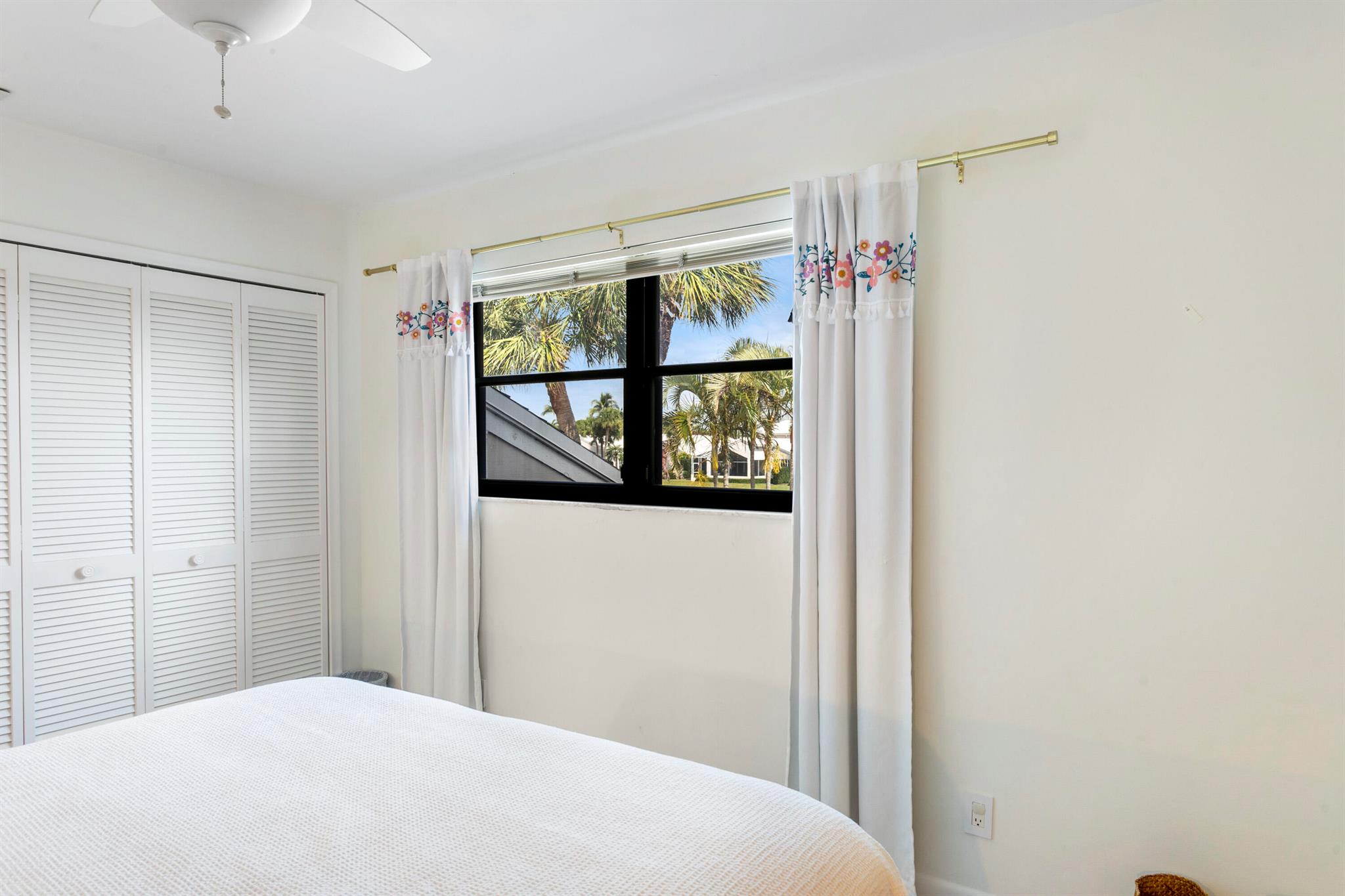 3697 Cape Pointe Circle