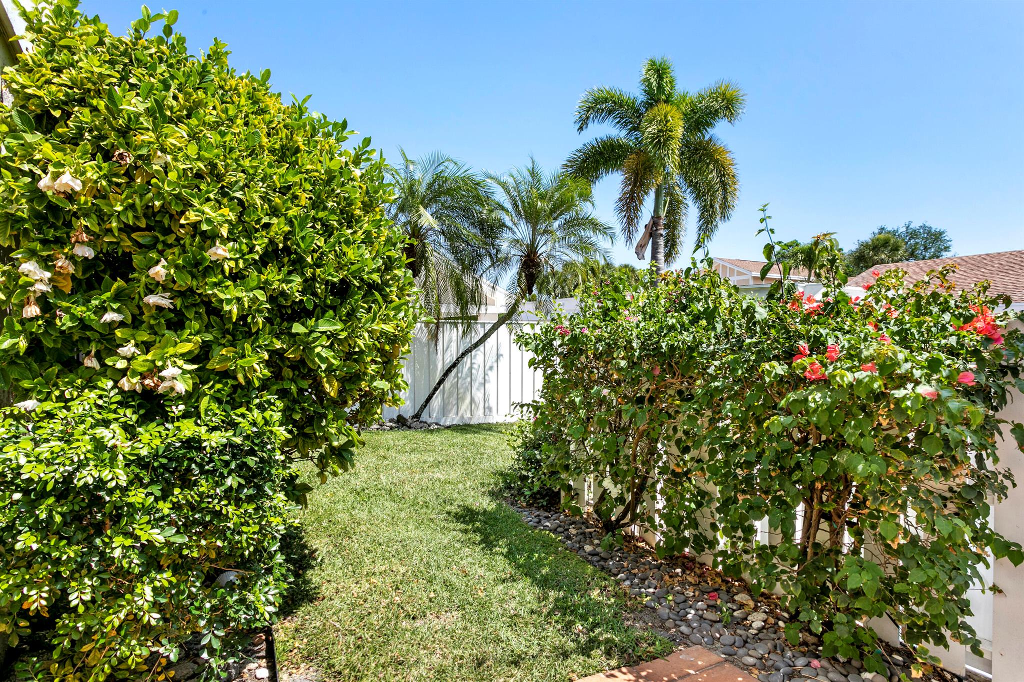 3697 Cape Pointe Circle