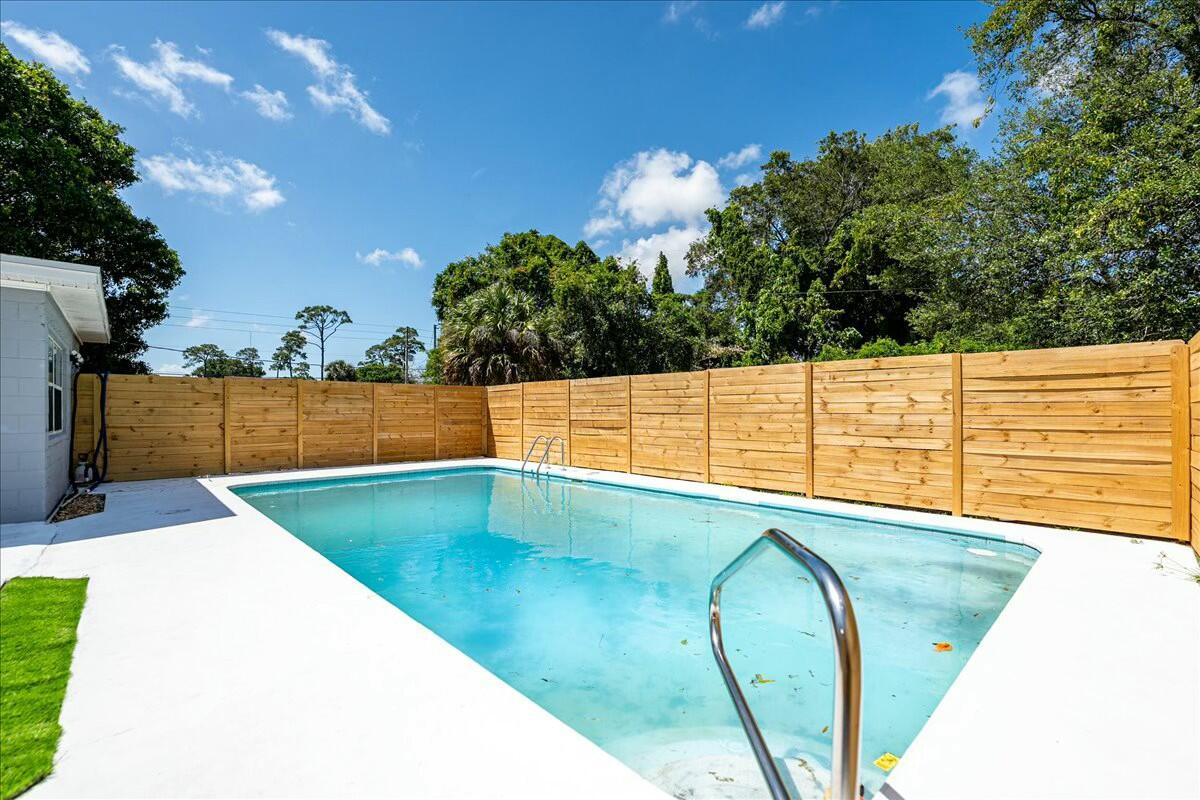 2410 Nebraska Avenue