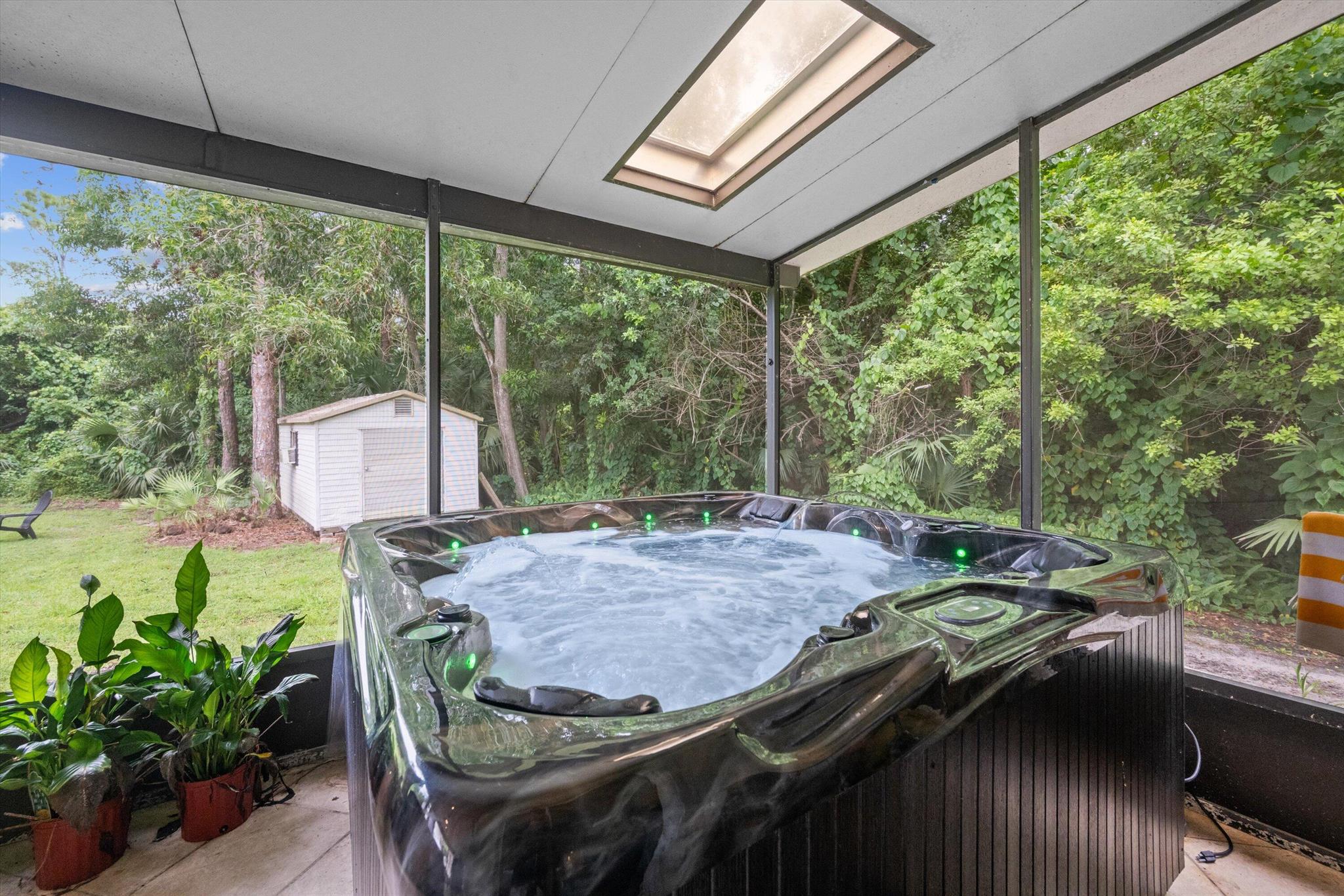 10771 154th Road N